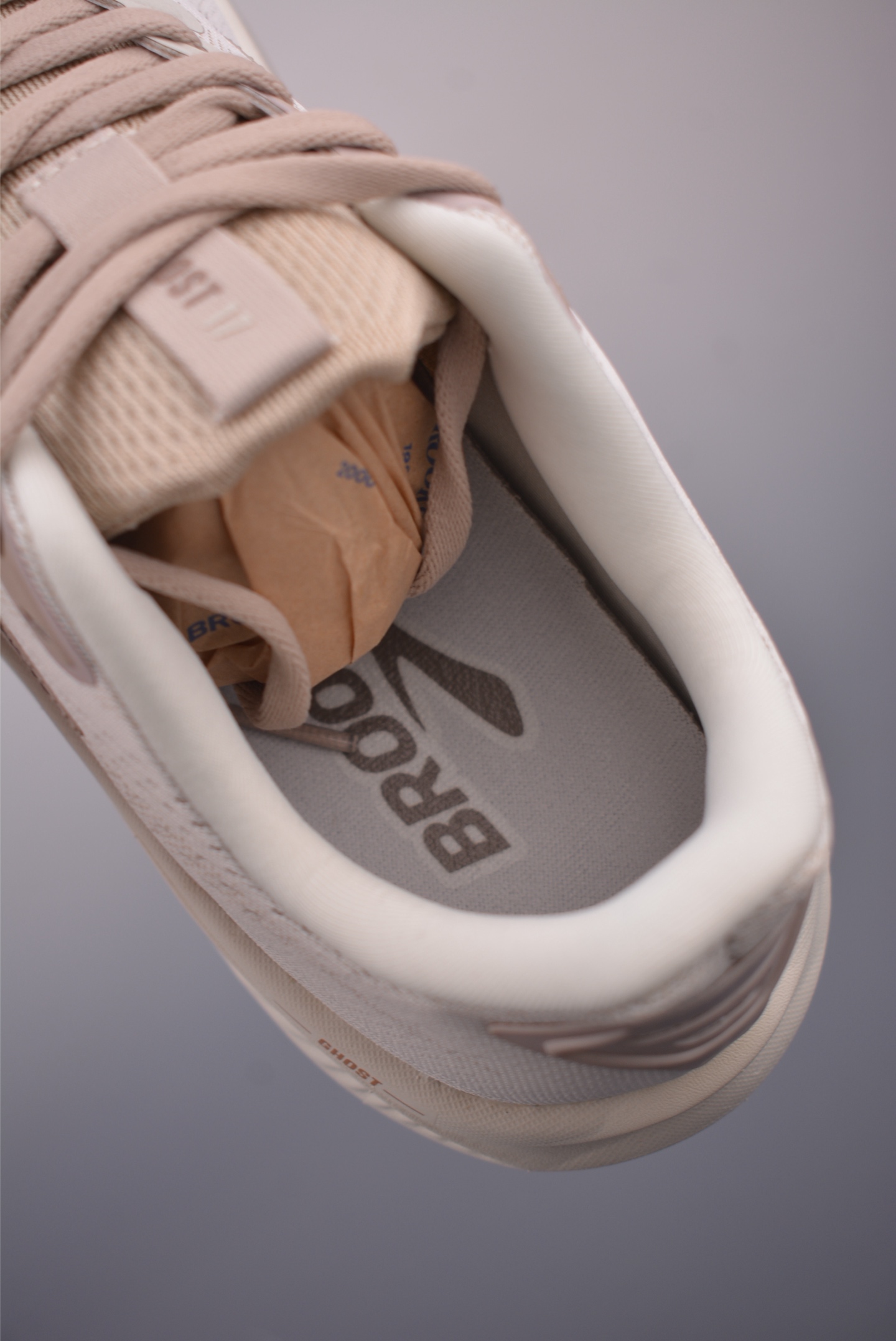 Brooks Ghost 17 Running Shoes: Lightweight, Breathable, and Cushioned for Comfort 9 i1756424368443 2046 0 8