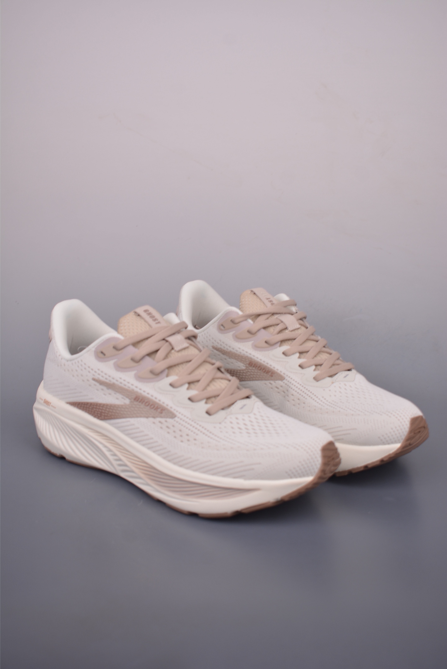 Brooks Ghost 17 Running Shoes: Lightweight, Breathable, and Cushioned for Comfort 1 i1756424368478 4003 0 0