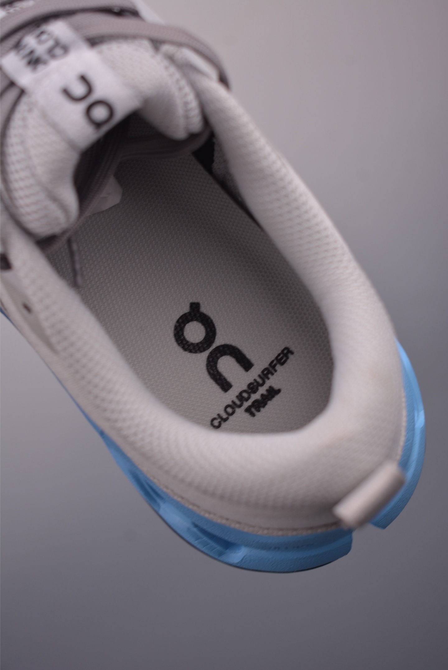 On Running Cloudsurfer Trail 2 - Outdoor Street Style Running Shoes 9 i1756424421306 6404 0 8