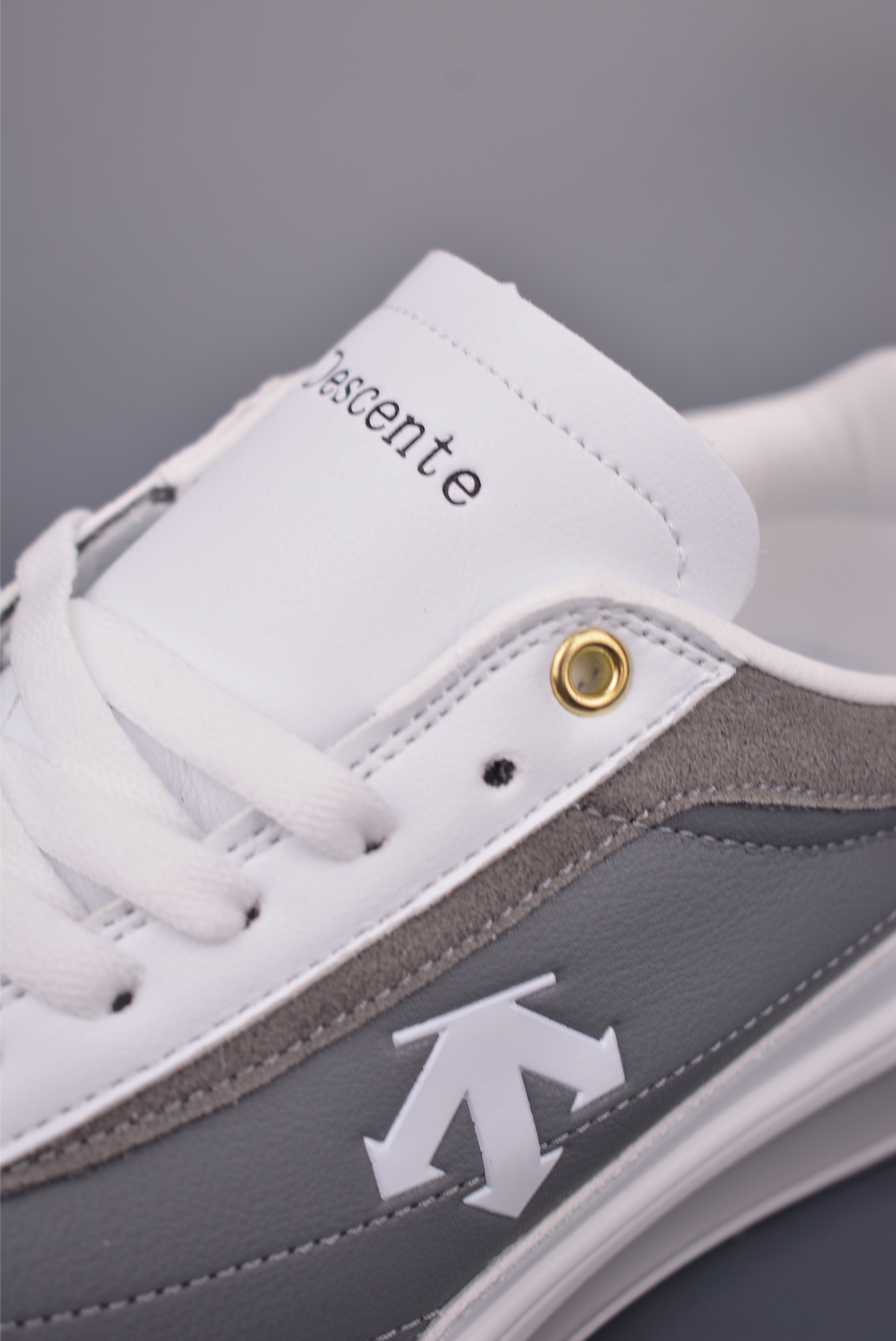 Descente CHRON RACER Retro Sneakers - Stylish, Comfortable, and Versatile Shoes 7 i1756424553516 5429 0 6