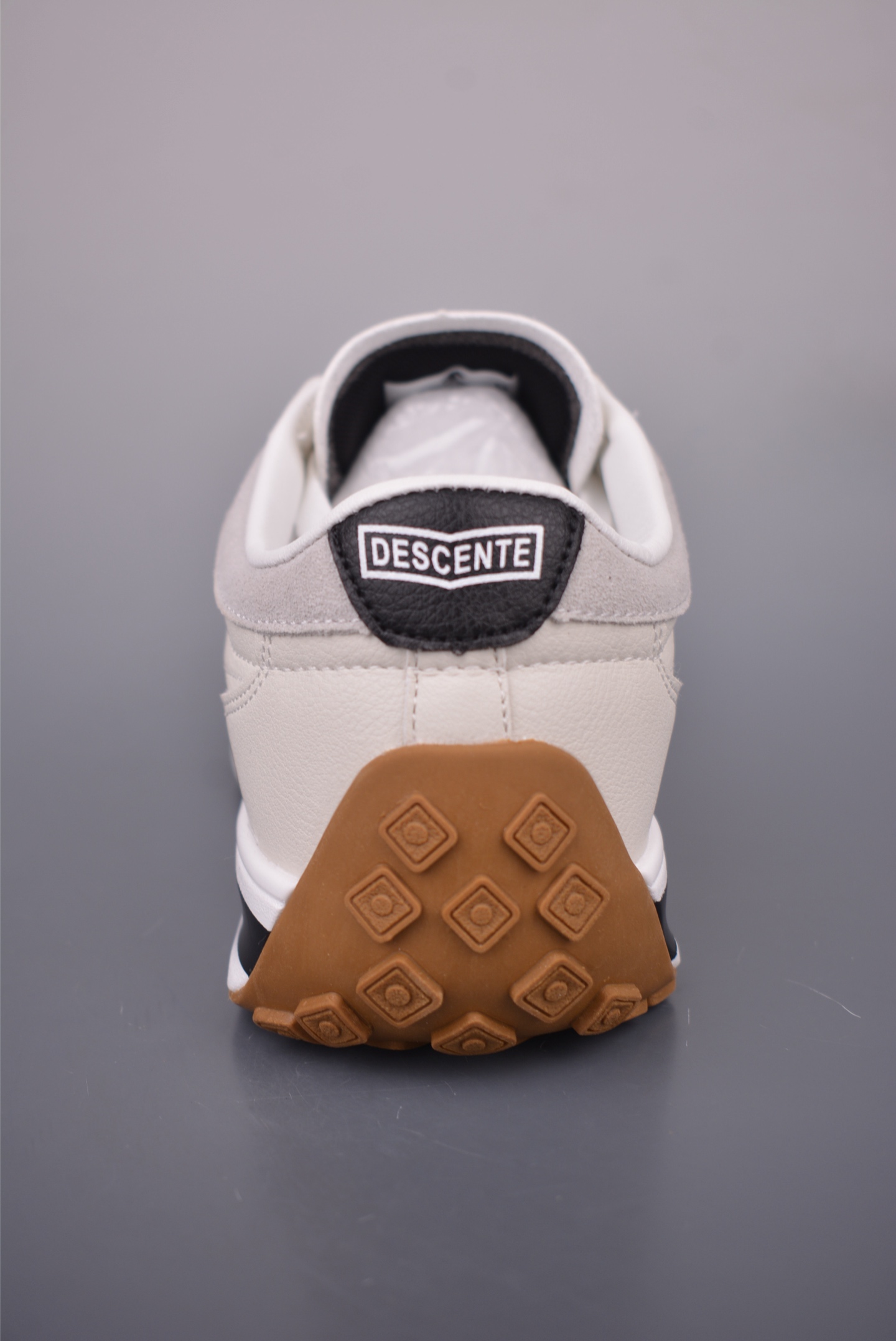 Descente CHRON RACER Retro Sneakers - Stylish, Comfortable, and Versatile 4 i1756424575361 2167 0 3