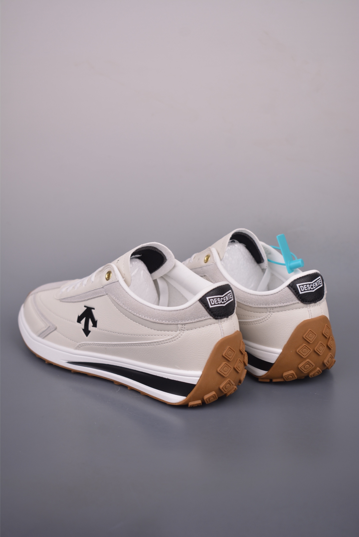 Descente CHRON RACER Retro Sneakers - Stylish, Comfortable, and Versatile 2 i1756424575392 7932 0 1