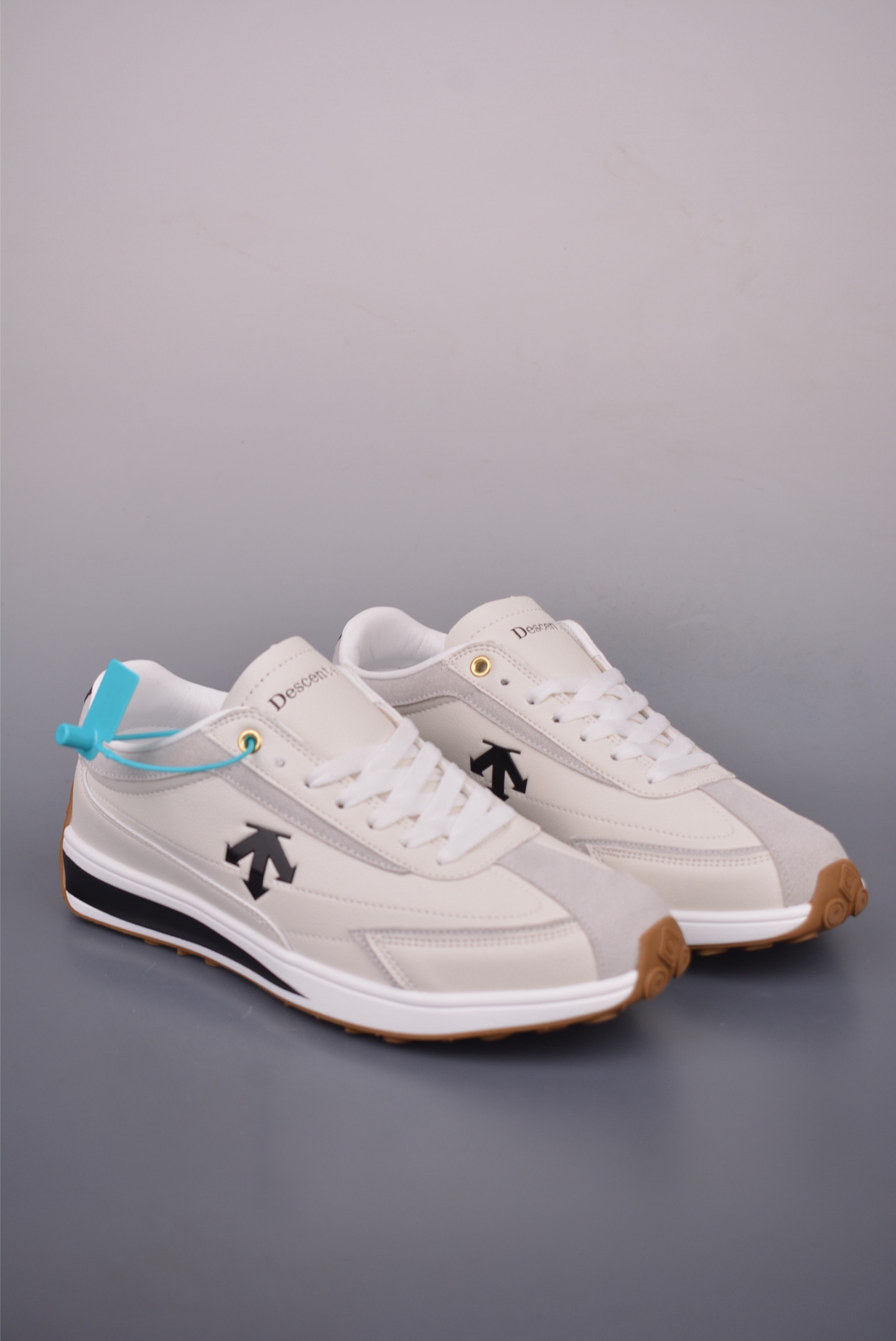 Descente CHRON RACER Retro Sneakers - Stylish, Comfortable, and Versatile 1 i1756424575424 6984 0 0
