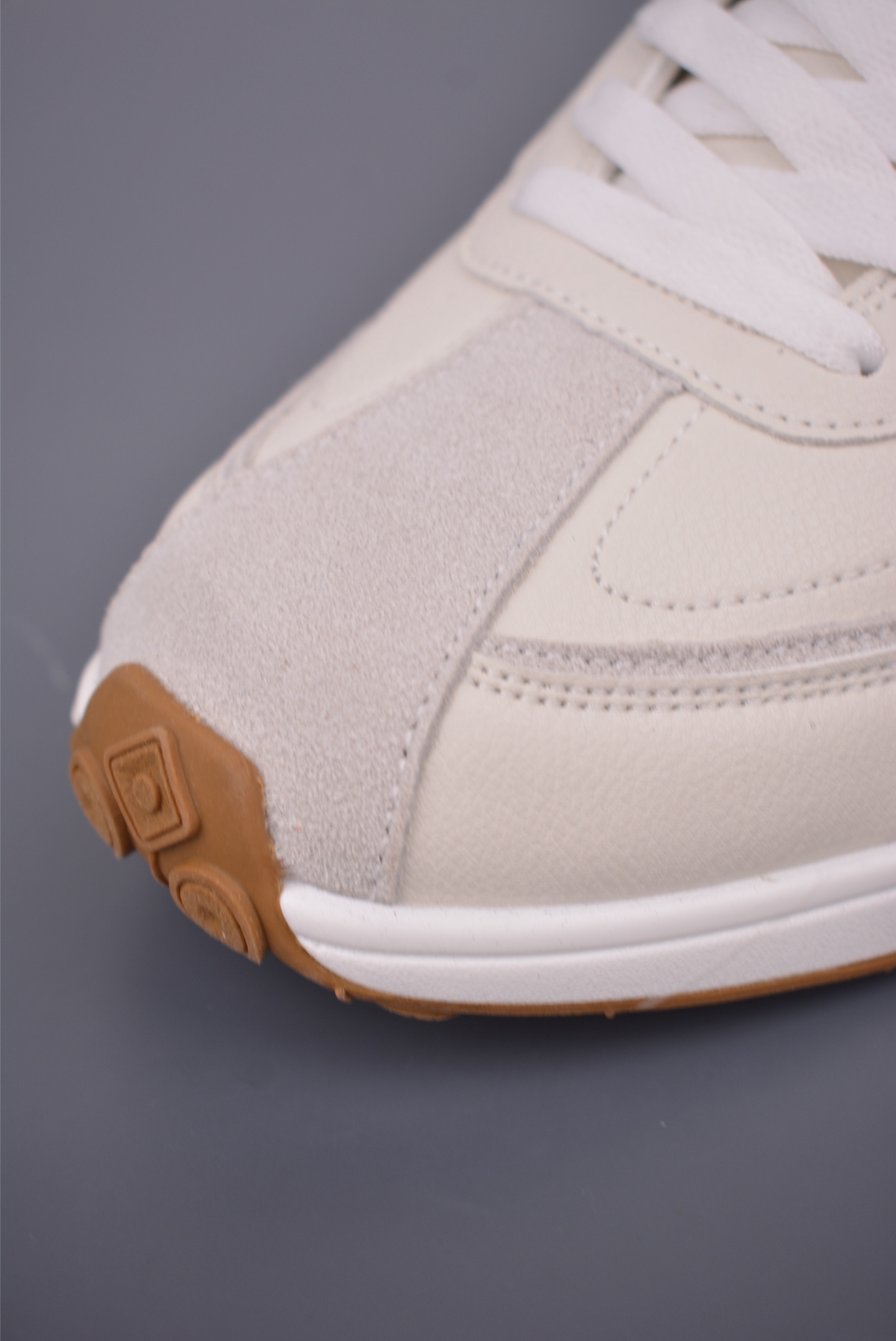 Descente CHRON RACER Retro Fashion Sneakers Casual Leather Shoes For Men Women 7 i1756424592314 1198 0 5