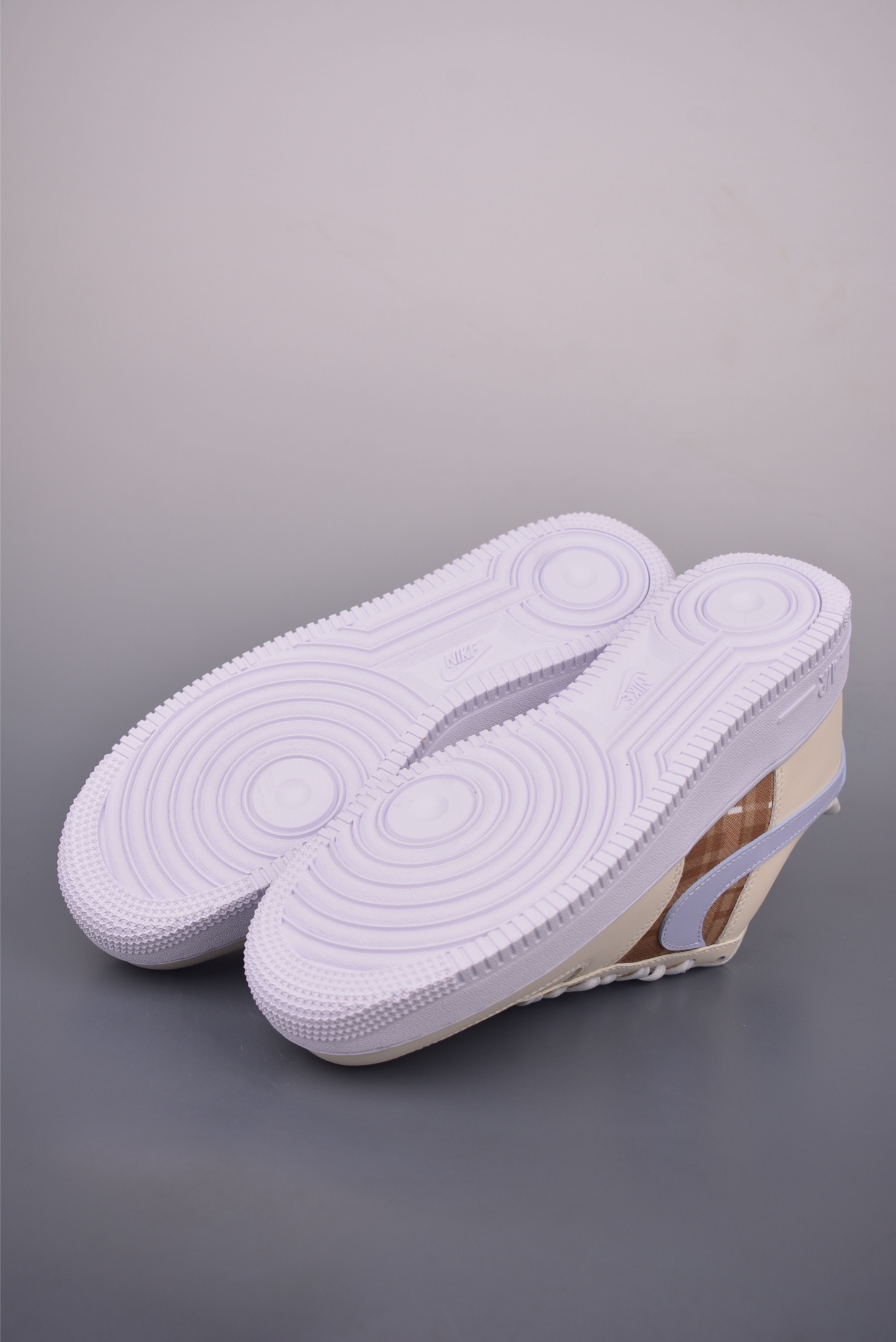 Nike Air Force 1 Low Cream/Purple Plaid - Comfortable & Stylish Sneakers 3 i1756425091316 5129 0 2