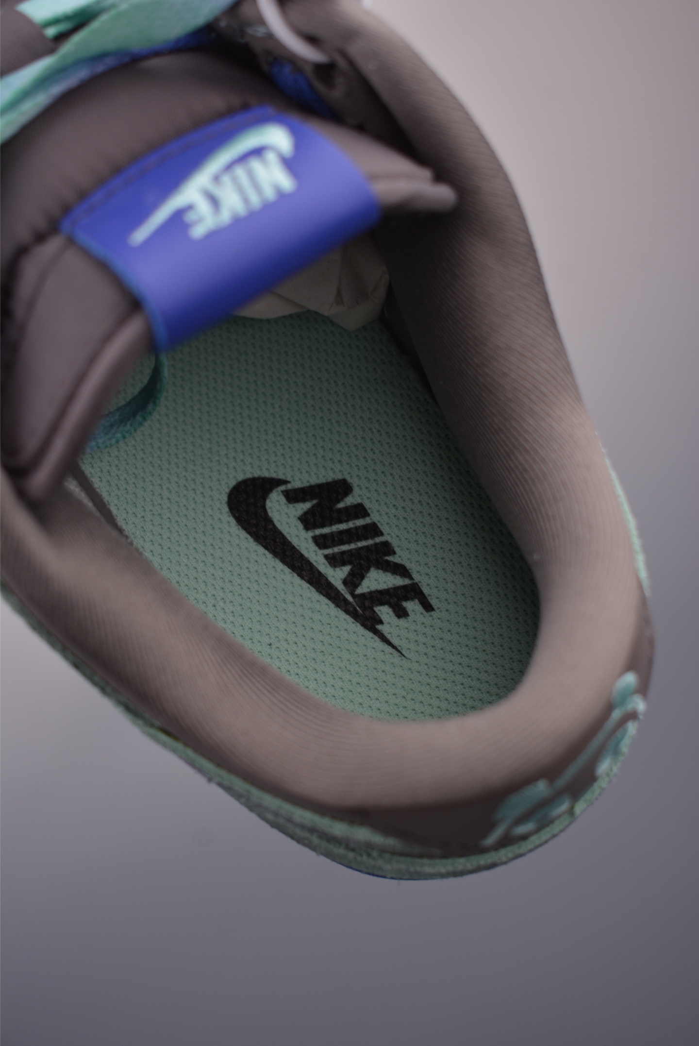 Nike SB Dunk Low Premium Quality Fashionable and Comfortable Sneakers 10 i1756425459716 7592 0 8