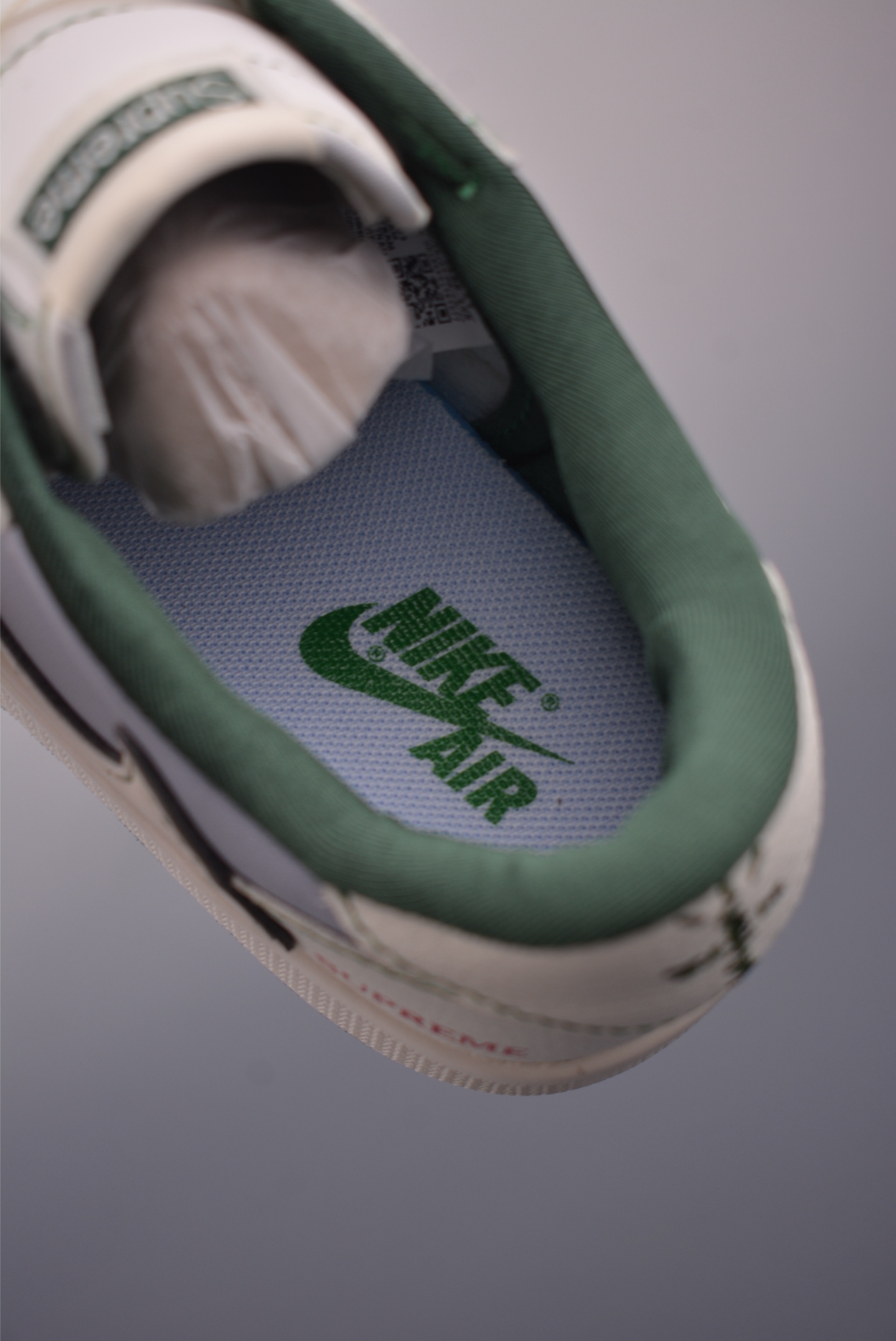 Fragment Design x Travis Scott x Supreme Air Jordan 1 Low Collaboration 9 i1756425591479 8859 0 8