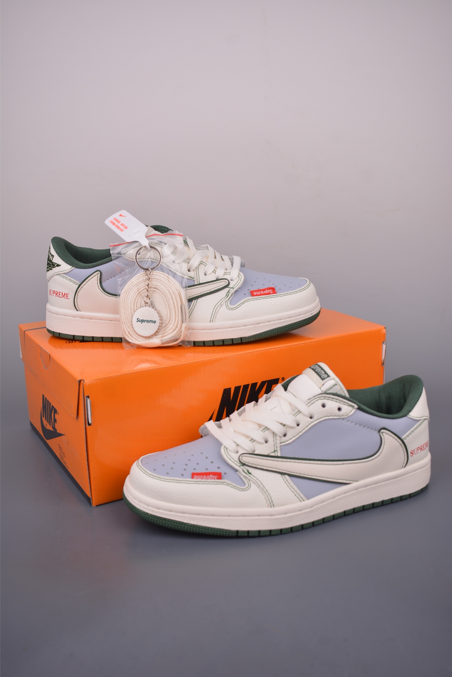 Fragment Design x Travis Scott x Supreme Air Jordan 1 Low Collaboration 5 i1756425591549 4242 0 4