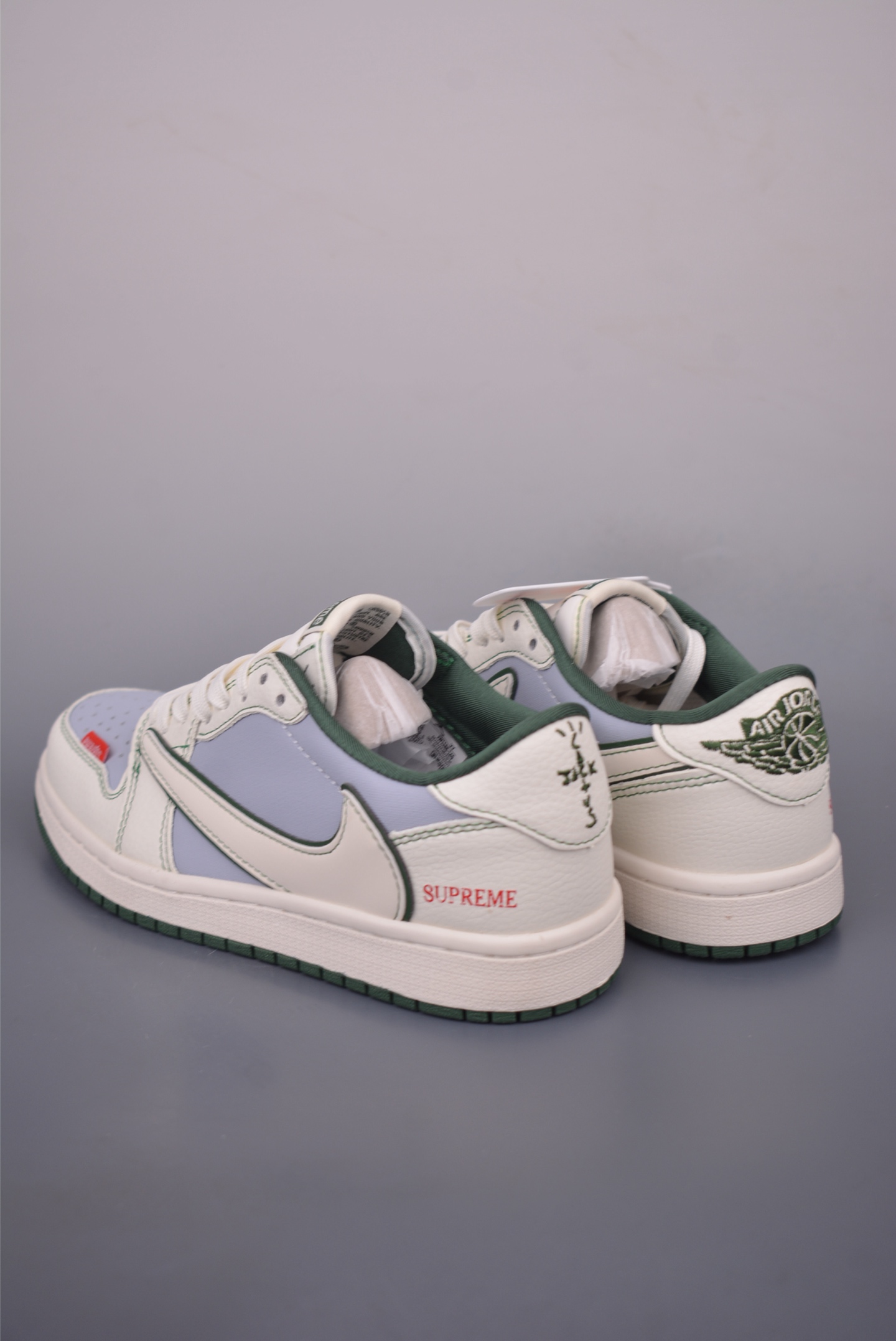 Fragment Design x Travis Scott x Supreme Air Jordan 1 Low Collaboration 2 i1756425593708 2505 0 1