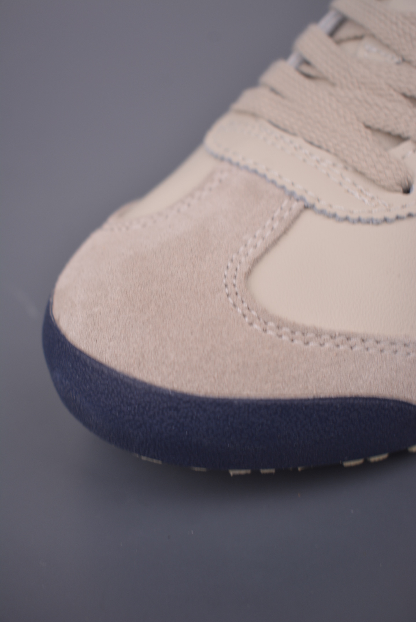 Onitsuka Tiger MEXICO 66 Cream & Dark Blue Leather Low-Profile Sneakers 6 i1756508770259 3613 0 5