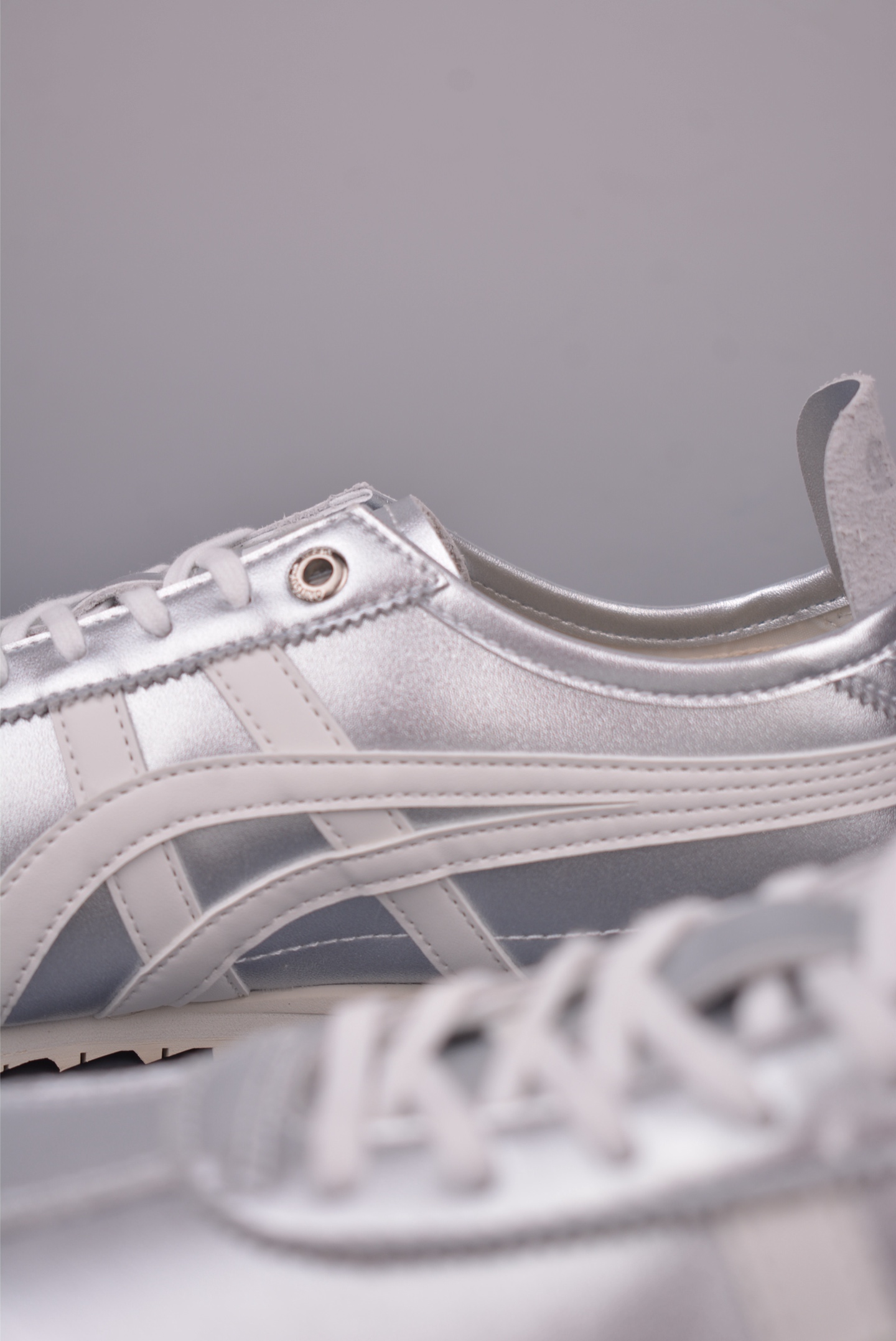 Onitsuka Tiger MEXICO 66 SD Silver Leather Upper Classic Sneakers 9 i1756508881344 6845 0 7