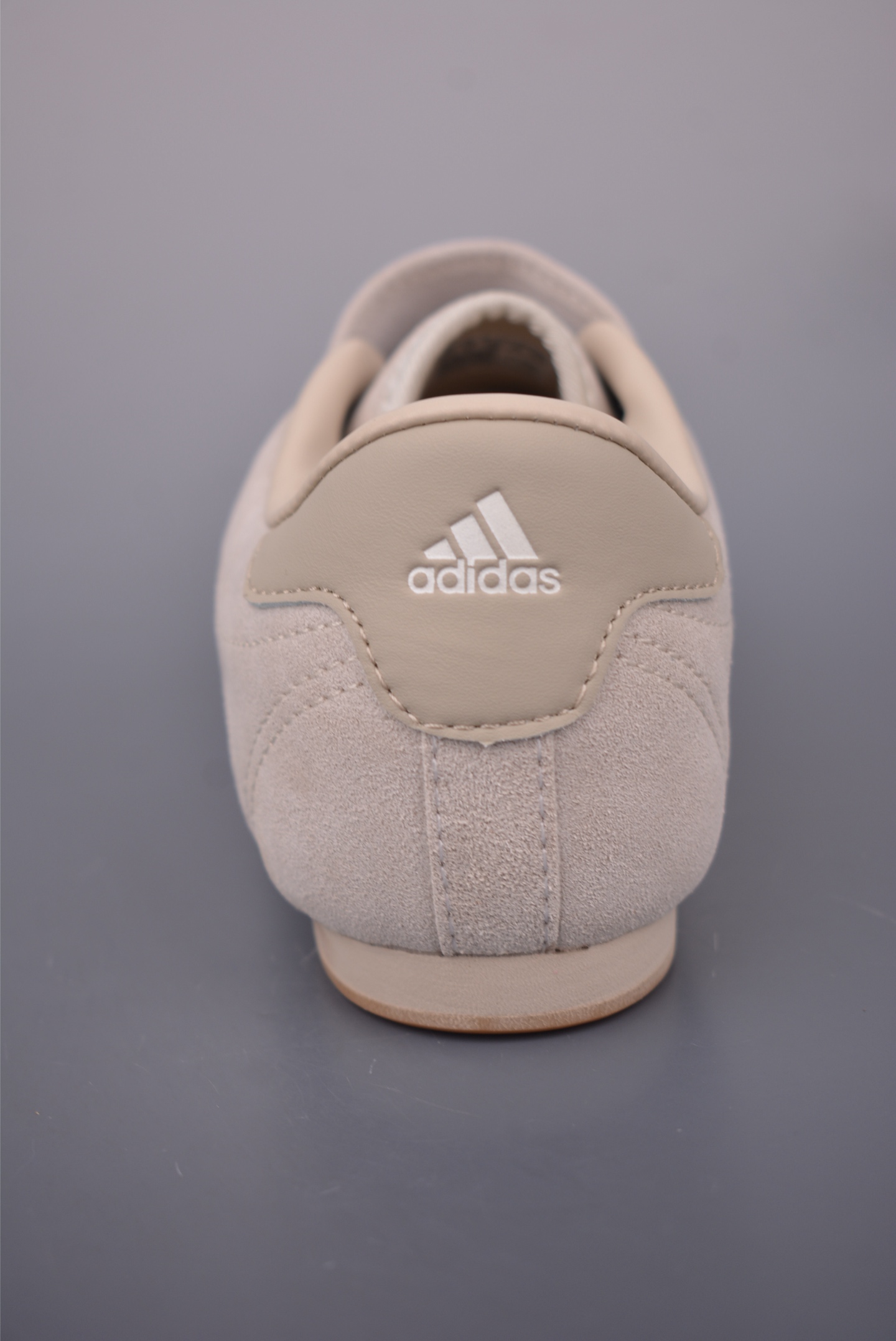 Adidas Originals Taekwondo Low: Classic Retro Training Sneakers - Beige 5 i1756509032182 6252 0 3