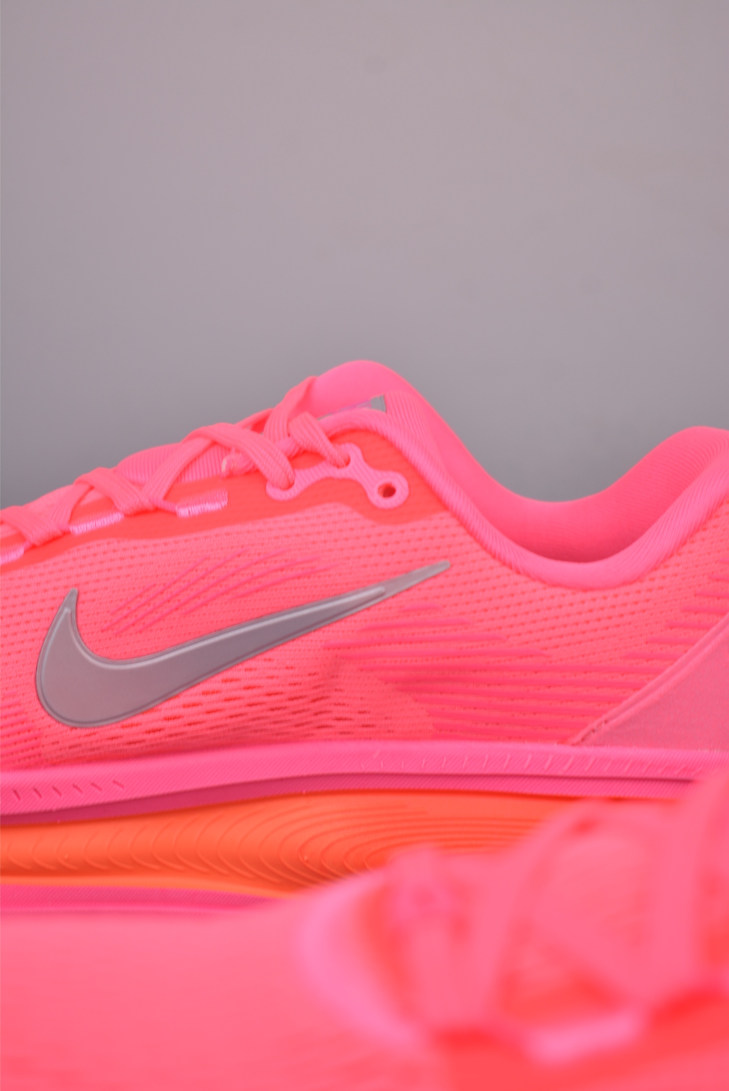 Nike Air Zoom Vomero Plus Running Shoes - Pink, Ultimate Comfort and Style 8 i1756594852388 1584 0 7