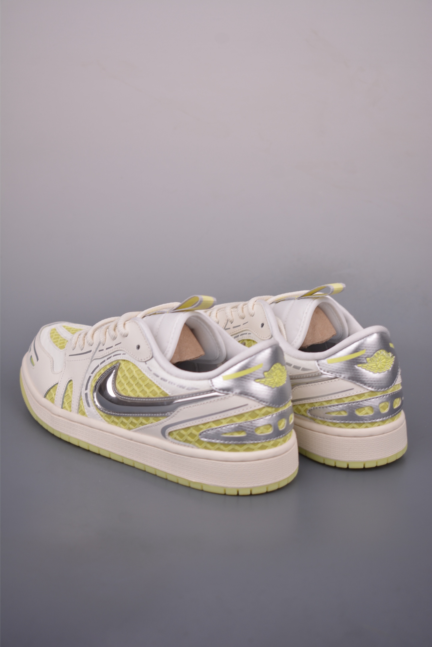 Nike Air Jordan 1 Low Lemon Silver Casual Sneakers - Premium Leather 3 i1756595266059 360 0 1