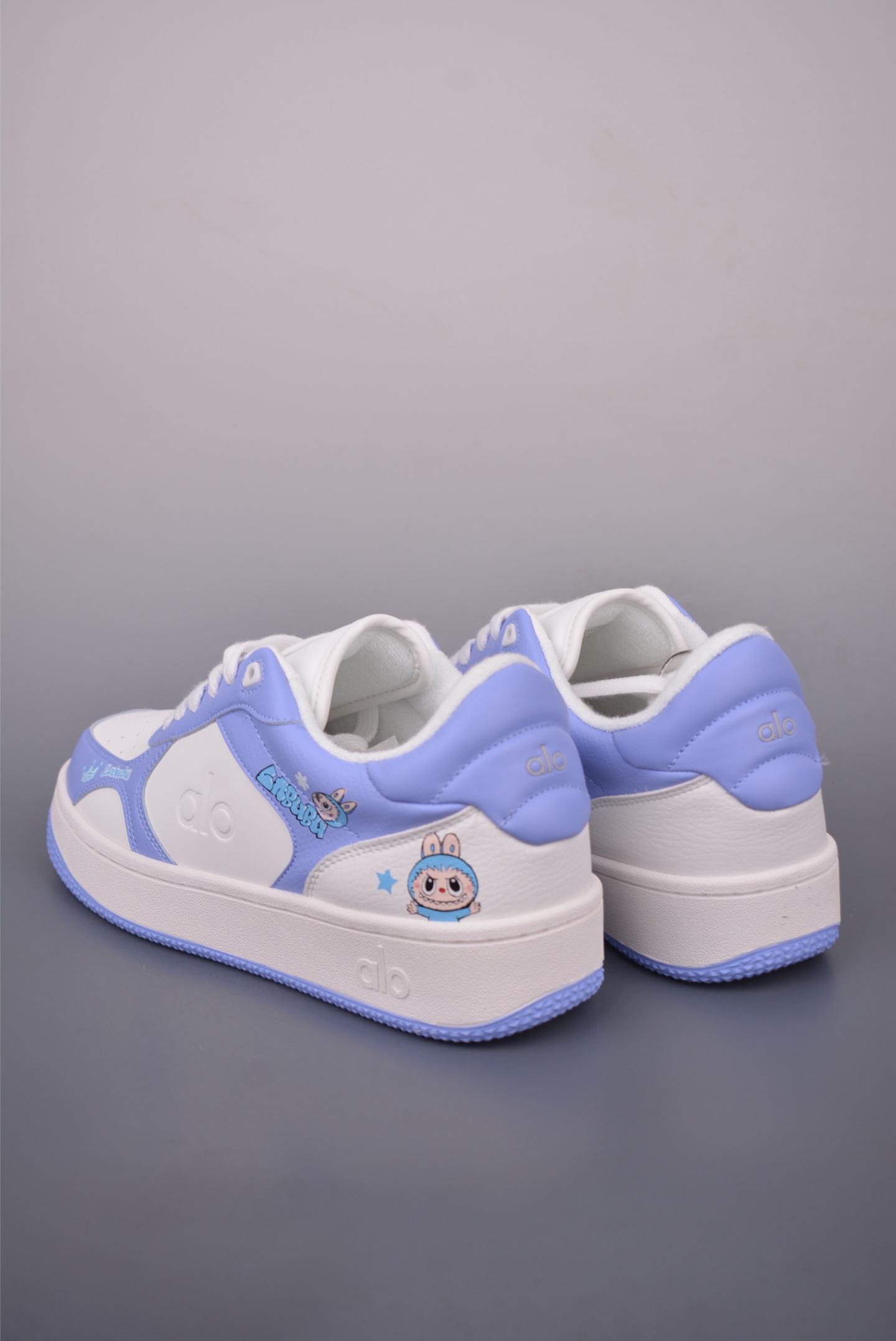 Alo Yoga Recovery Mode LABUBU Low-Top Sneakers - Comfortable & Stylish 3 i1756595304550 5190 0 1