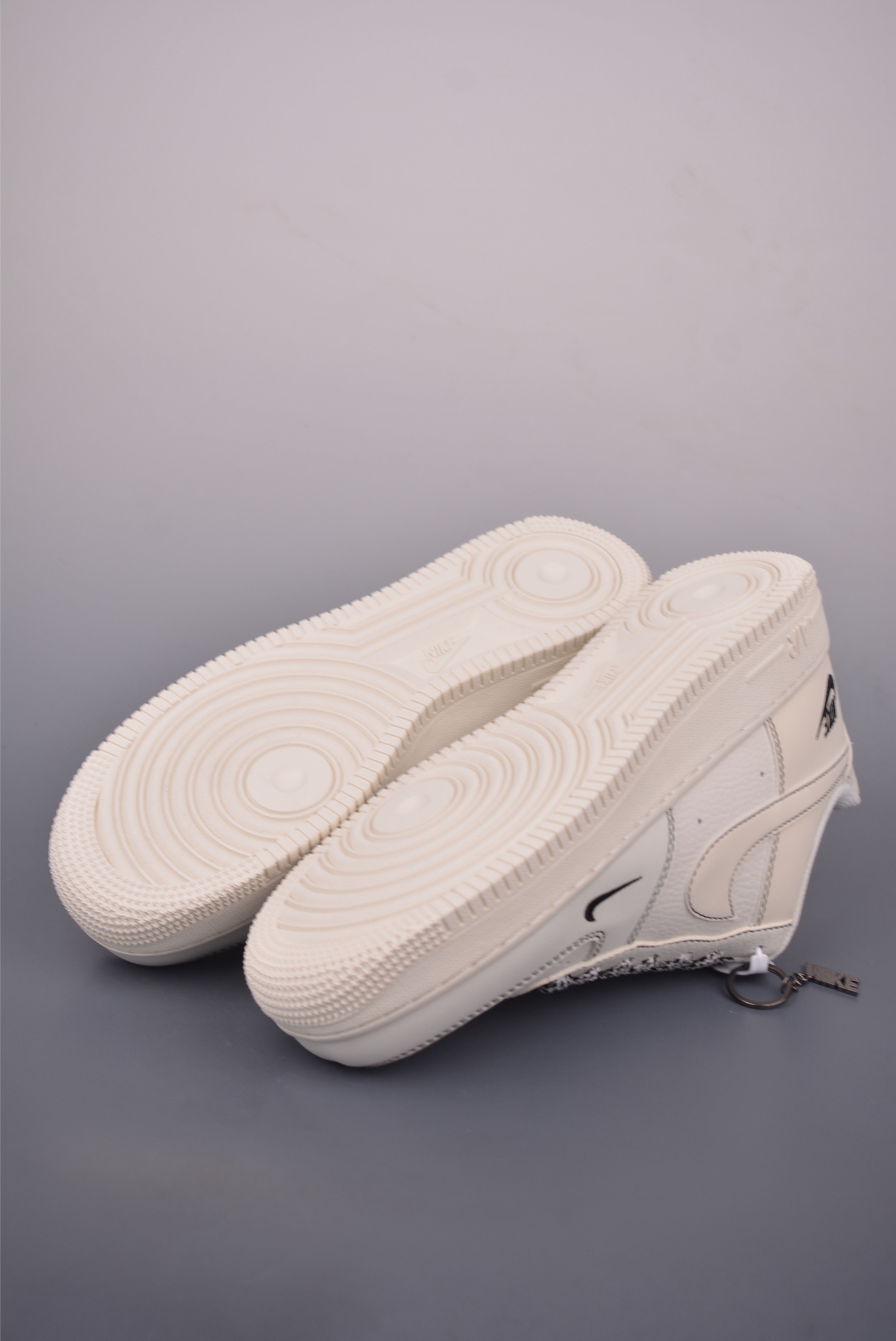 Nike Air Force 1 Low '07 Premium Sneakers - Cream White, Classic Style 4 i1756595598560 2739 0 2