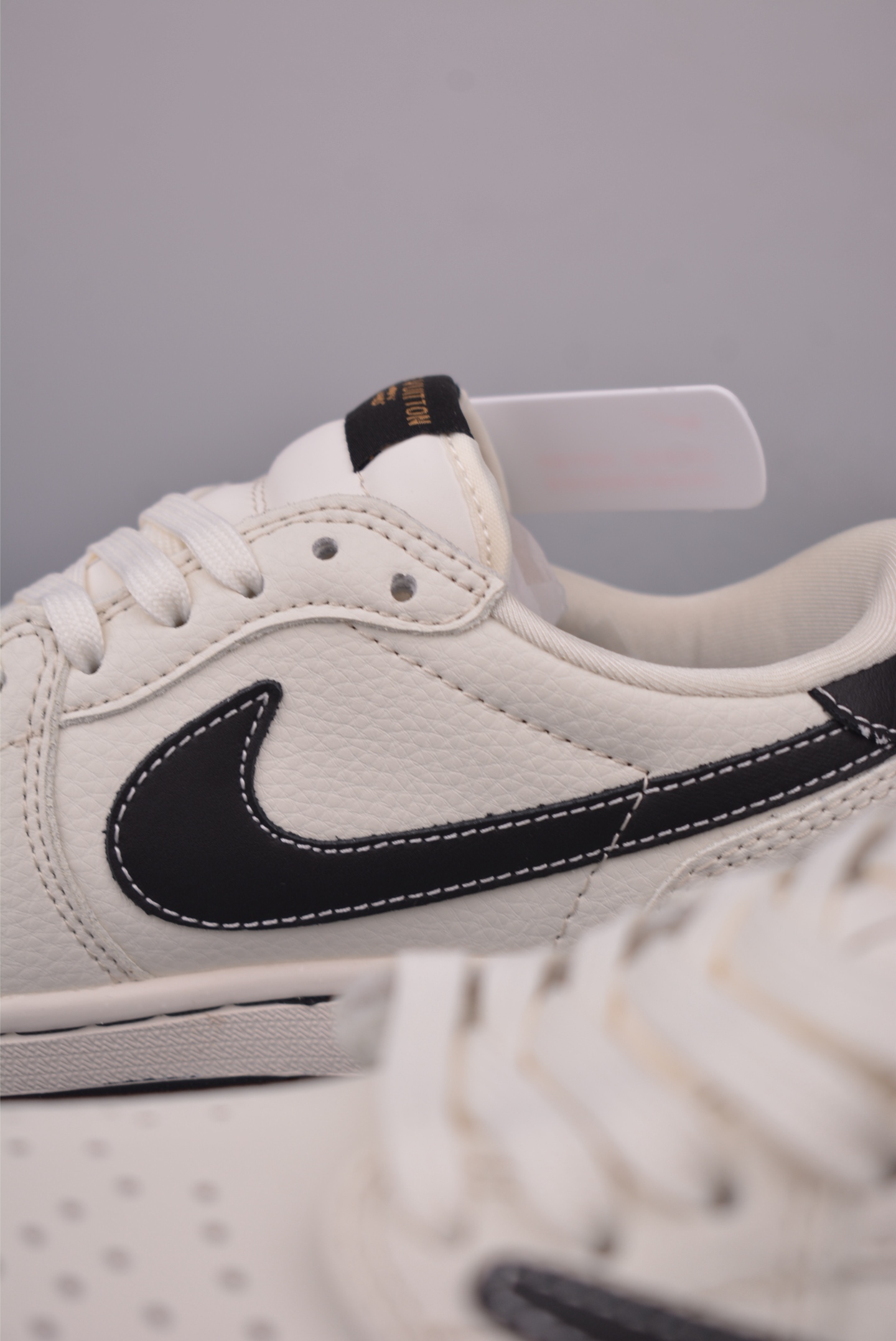 Fragment x Travis Scott x Louis Vuitton Air Jordan 1 Low - White/Black 8 i1756595688900 4223 0 7