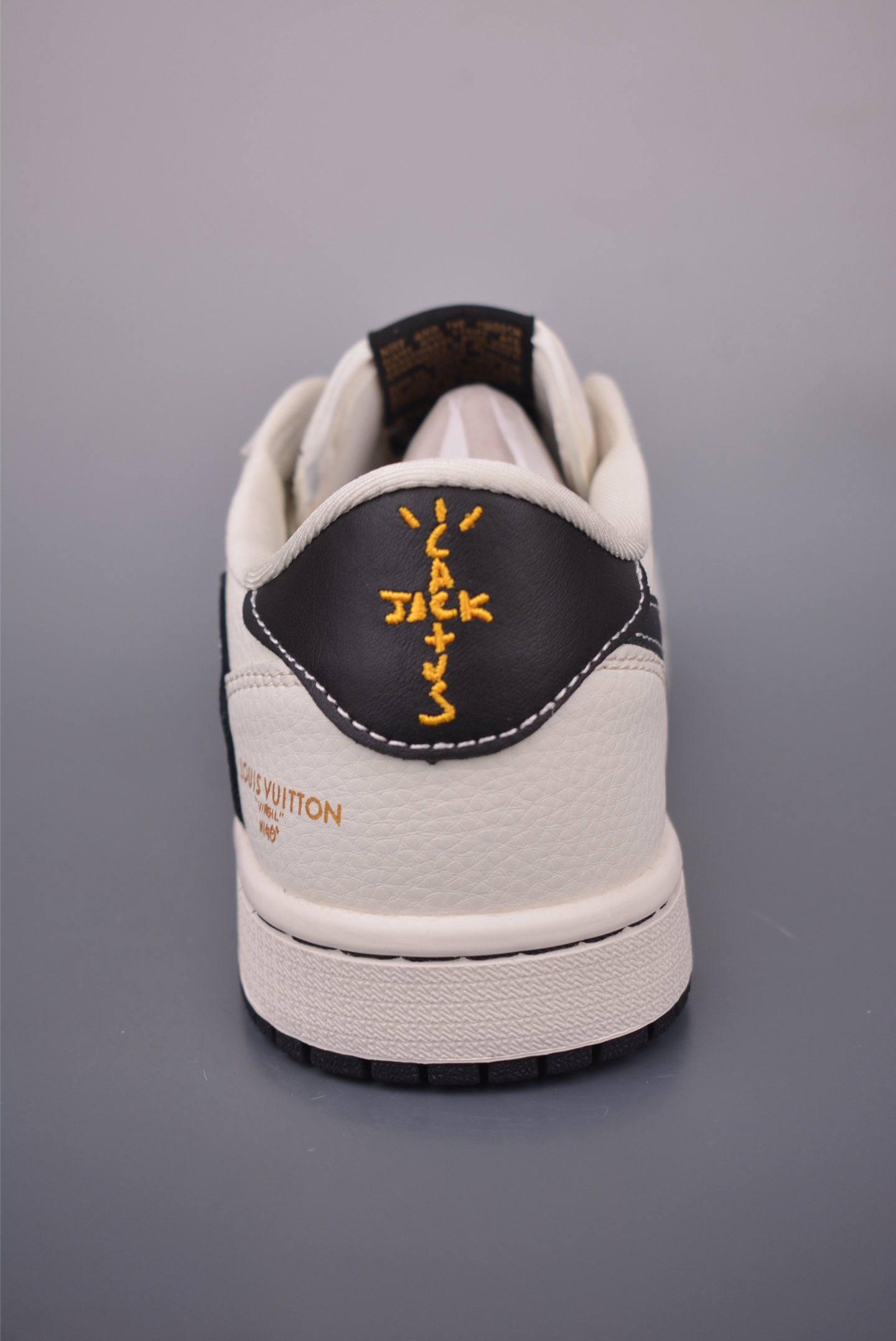 Fragment x Travis Scott x Louis Vuitton Air Jordan 1 Low - White/Black 4 i1756595688913 966 0 3
