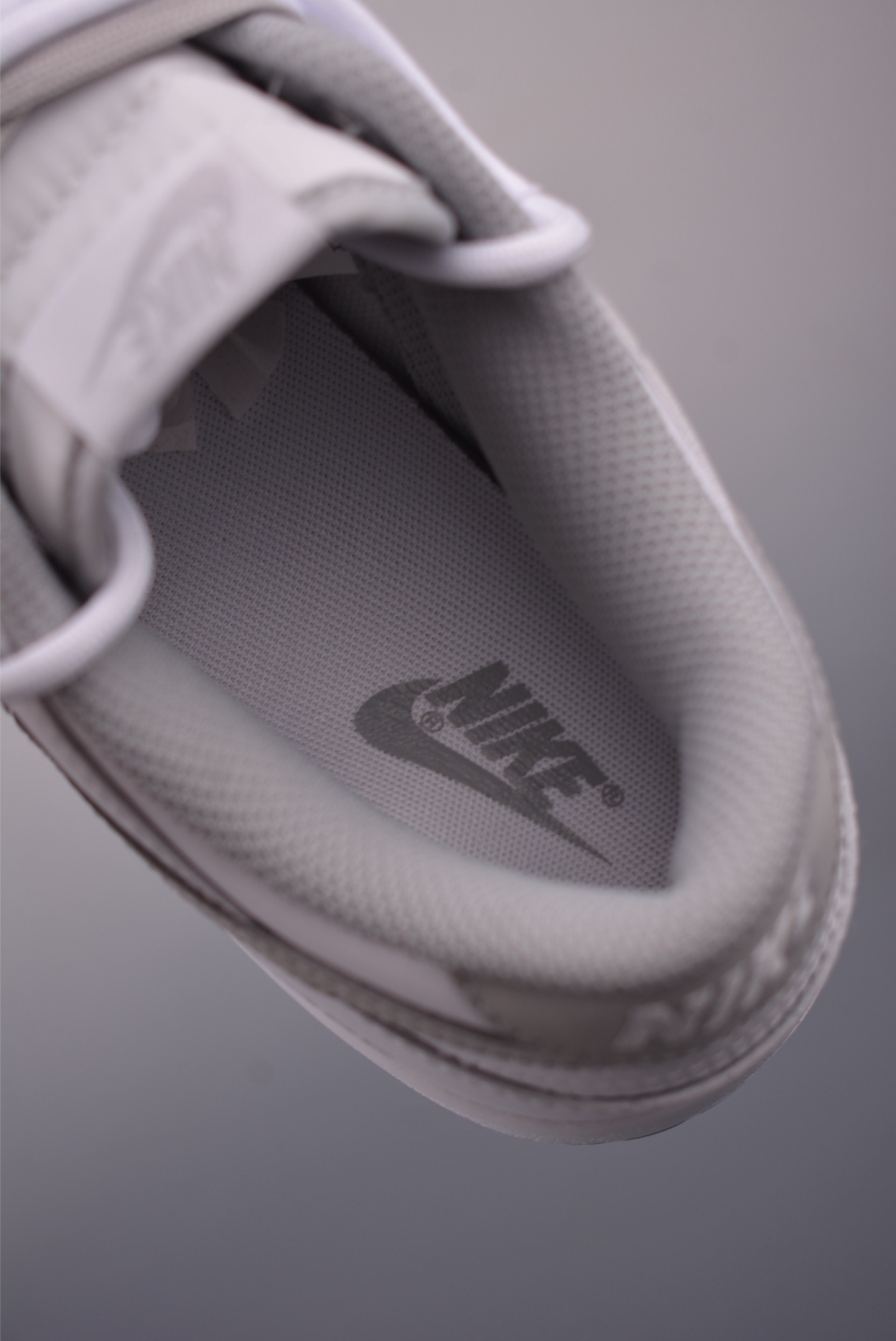 Nike SB Dunk Low AMPR Deconstructed White Grey Sneakers 10 i1756595732476 9409 0 8