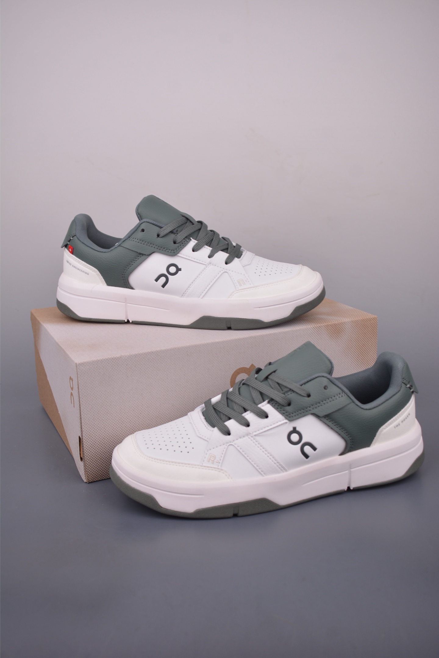 On昂跑 THE ROGER Clubhouse 户外街头机能风跑步鞋 3WF10541011