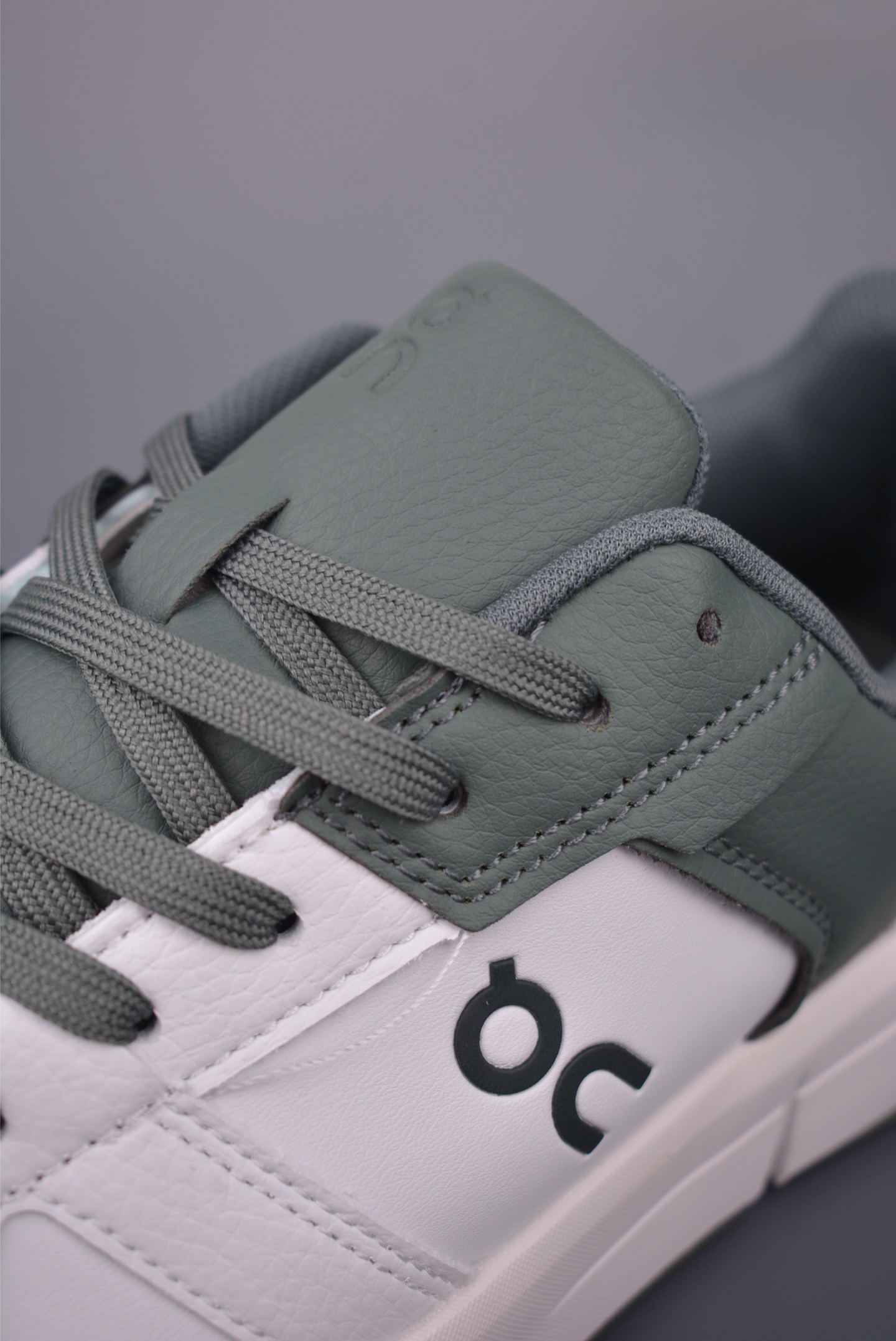 On昂跑 THE ROGER Clubhouse 户外街头机能风跑步鞋 3WF10541011