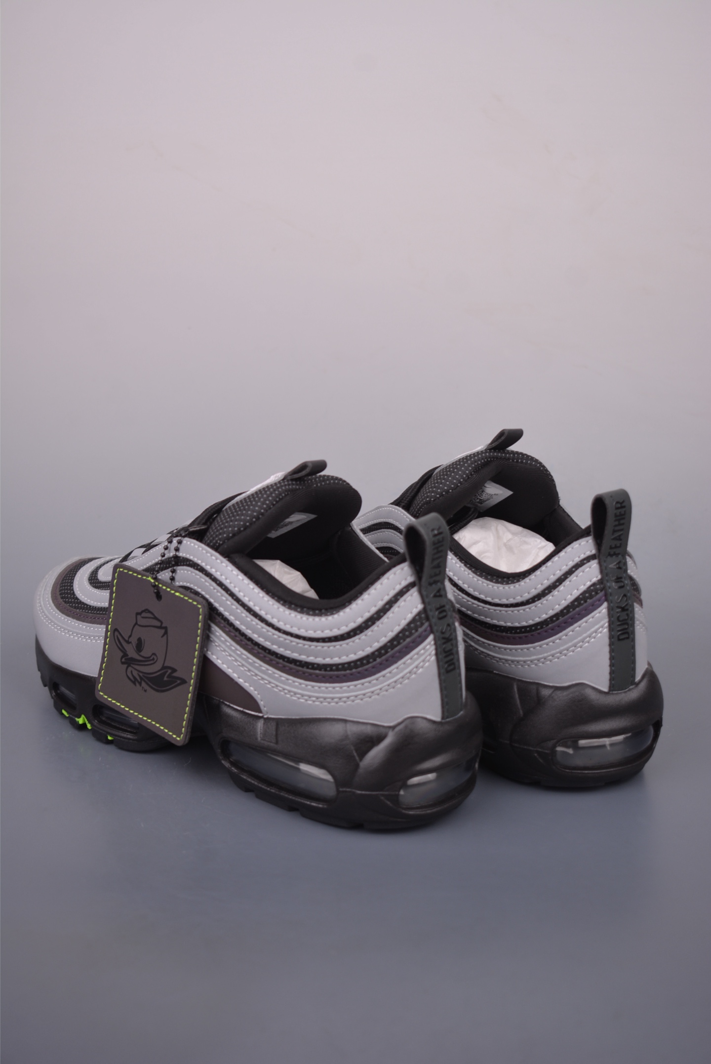 Nike Air Max 97: Iconic Style, Comfortable Air Cushioning, Versatile Sneakers 2 i1756679922406 8777 0 1