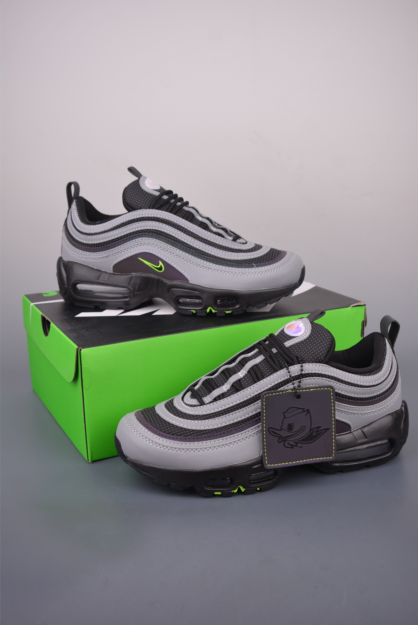 Nike Air Max 97: Iconic Style, Comfortable Air Cushioning, Versatile Sneakers 5 i1756679922451 2635 0 4