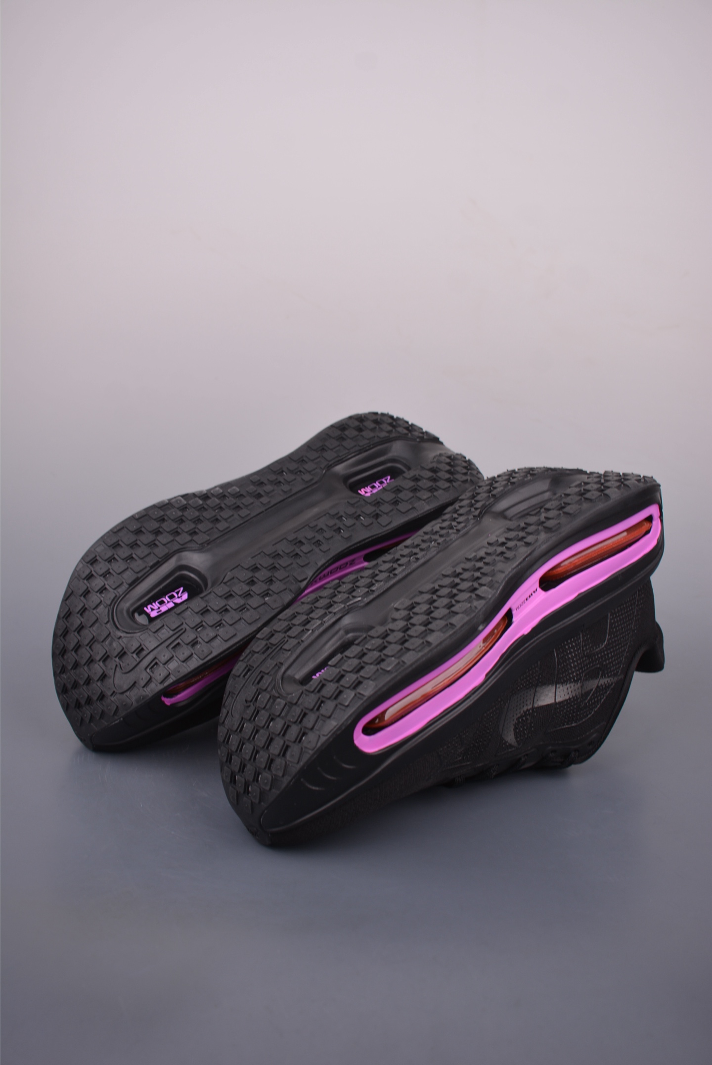 Nike Vomero Running Shoes: Premium Air Cushioning, Comfortable and Durable 3 i1756680220062 3086 0 2