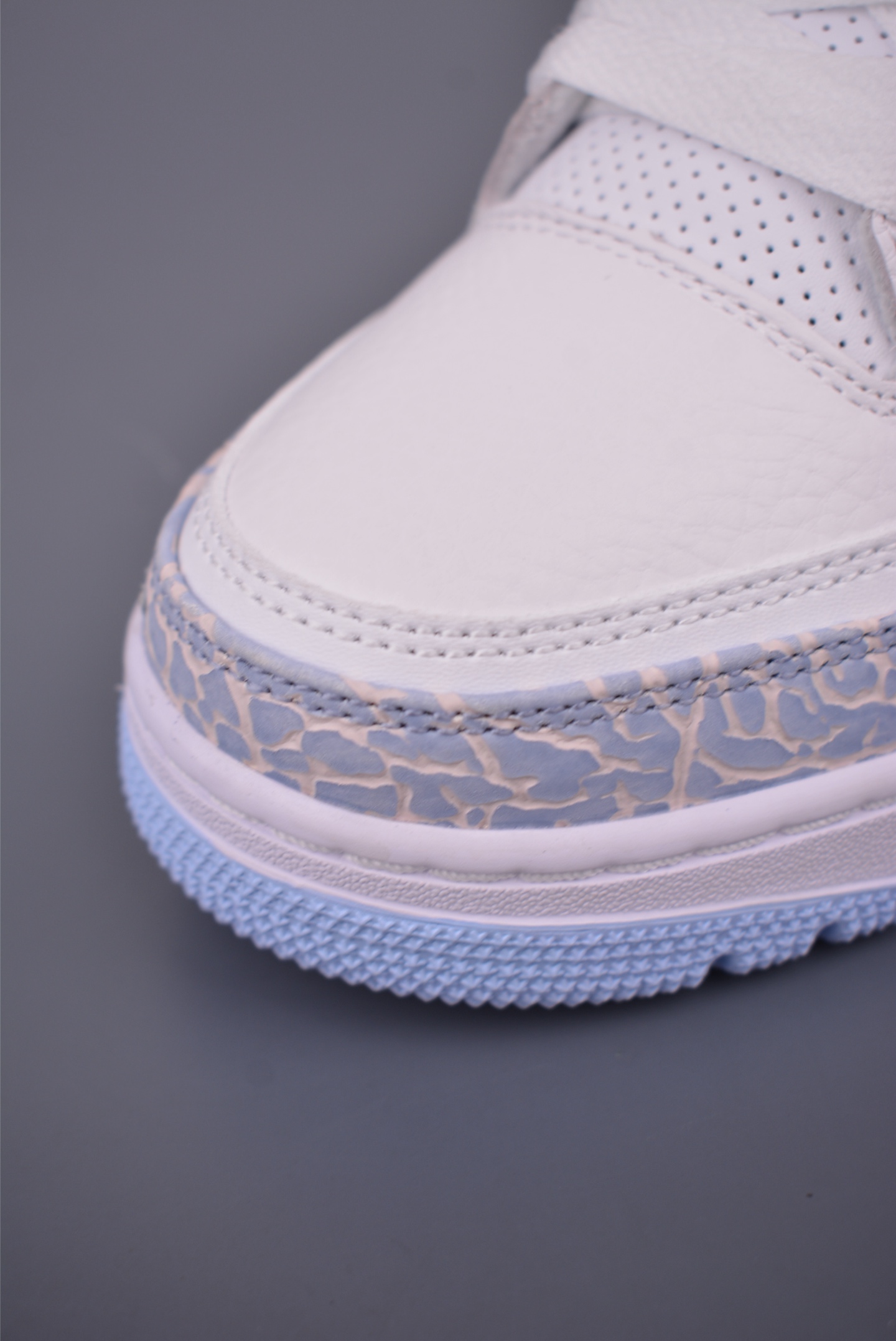 Air Jordan 3 Retro: Premium Comfort and Iconic Style for Everyday Wear 7 i1756680300772 6644 0 5