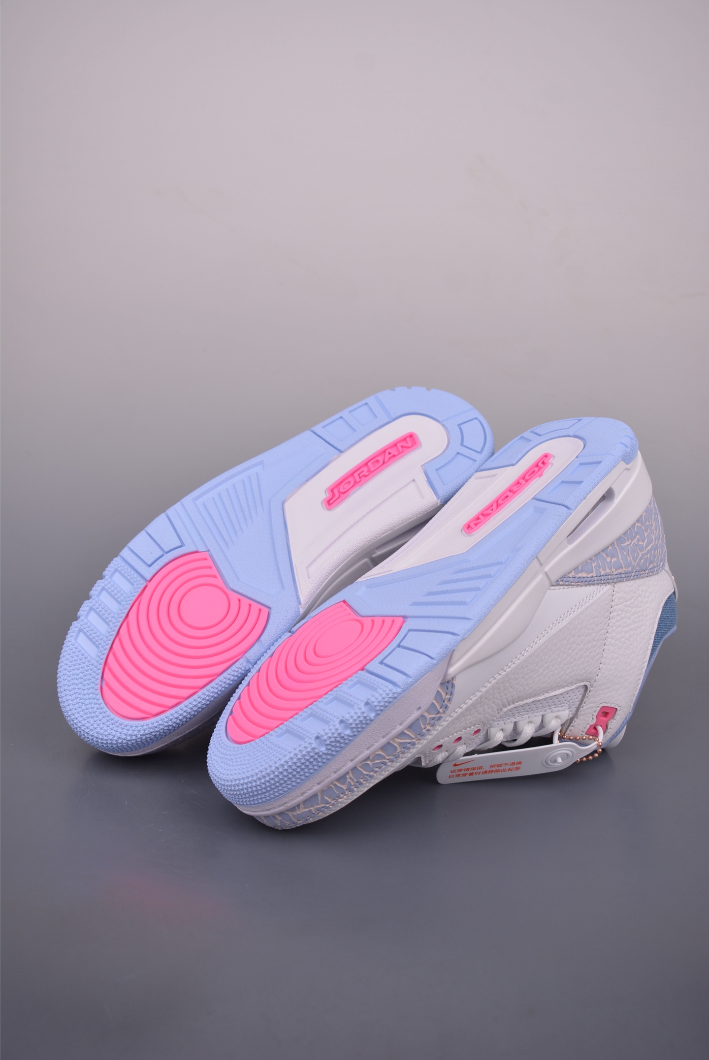 Air Jordan 3 Retro: Premium Comfort and Iconic Style for Everyday Wear 4 i1756680304372 8607 0 2
