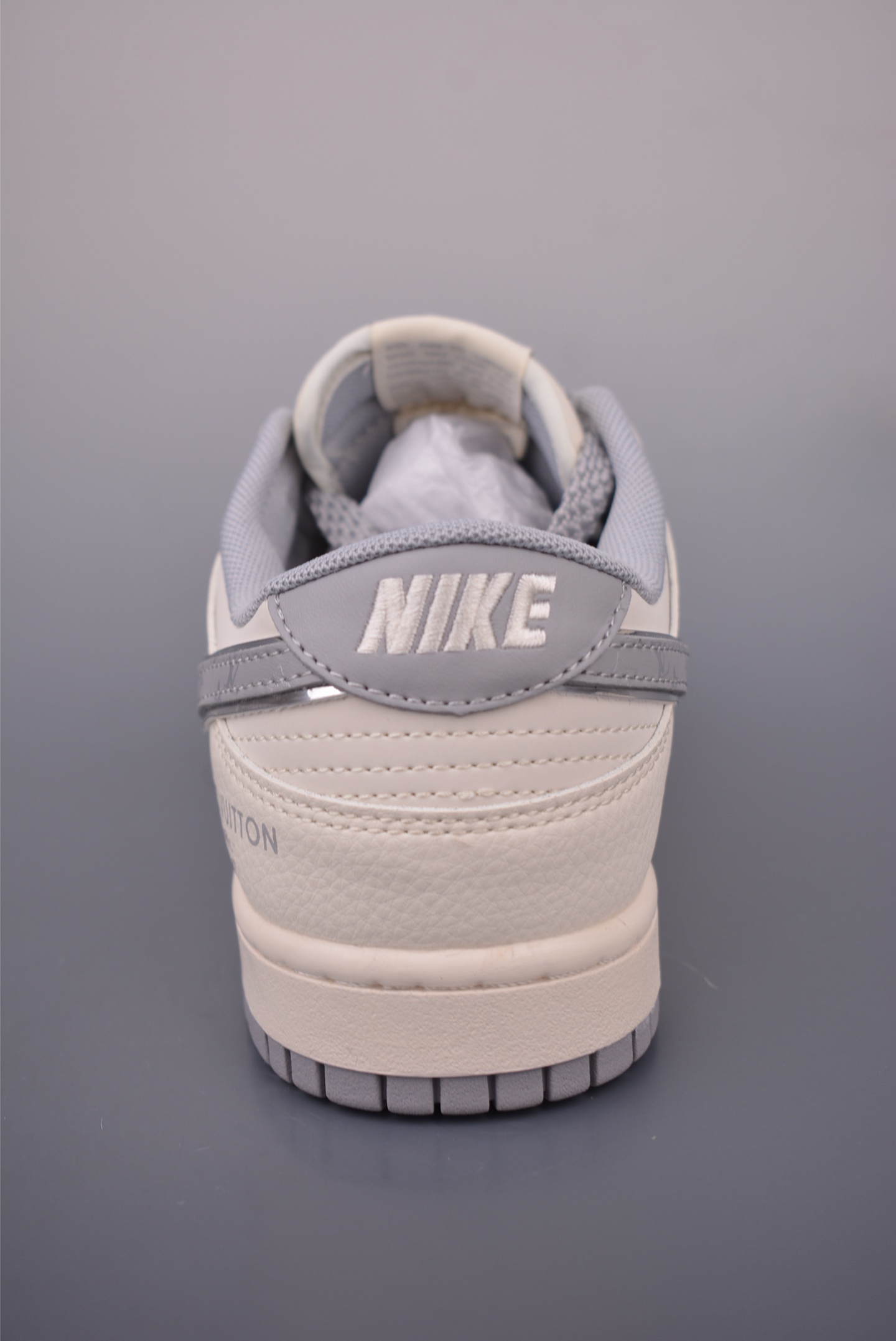 Nike SB Dunk Low Louis Vuitton Collab Premium Leather Sneakers 5 i1756680572563 3286 0 3