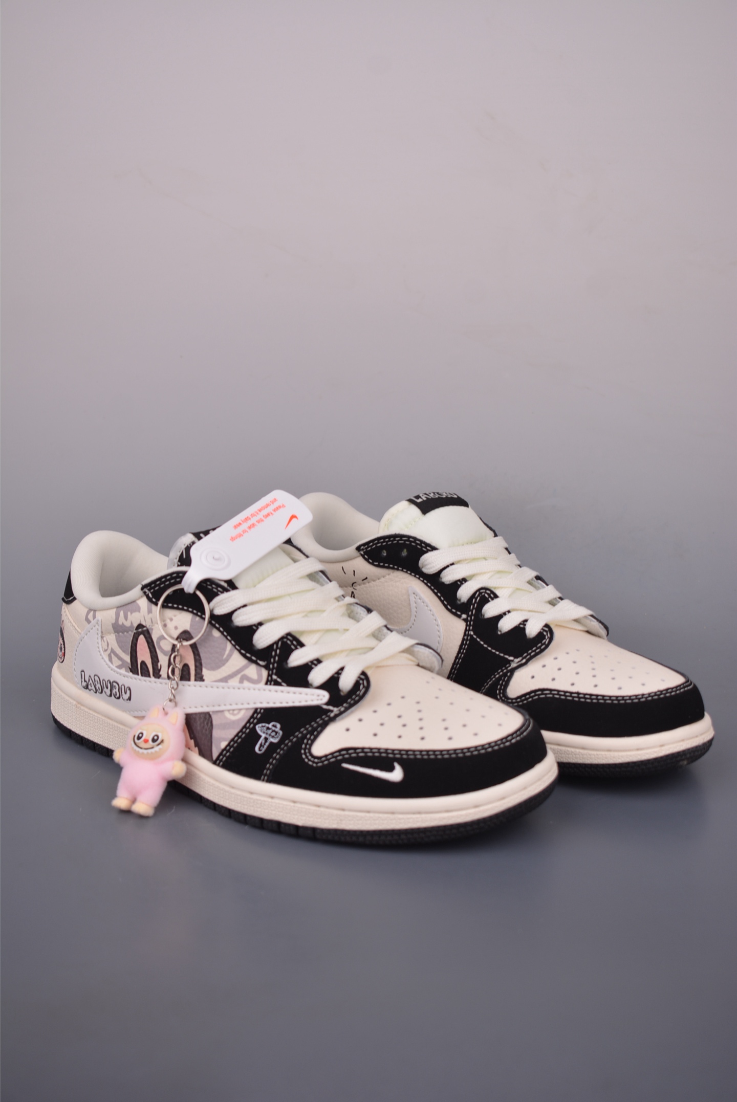 Fragment Travis Scott Labubu Air Jordan 1 Low Black Toe Sneakers 1 i1756680684910 7462 0 0