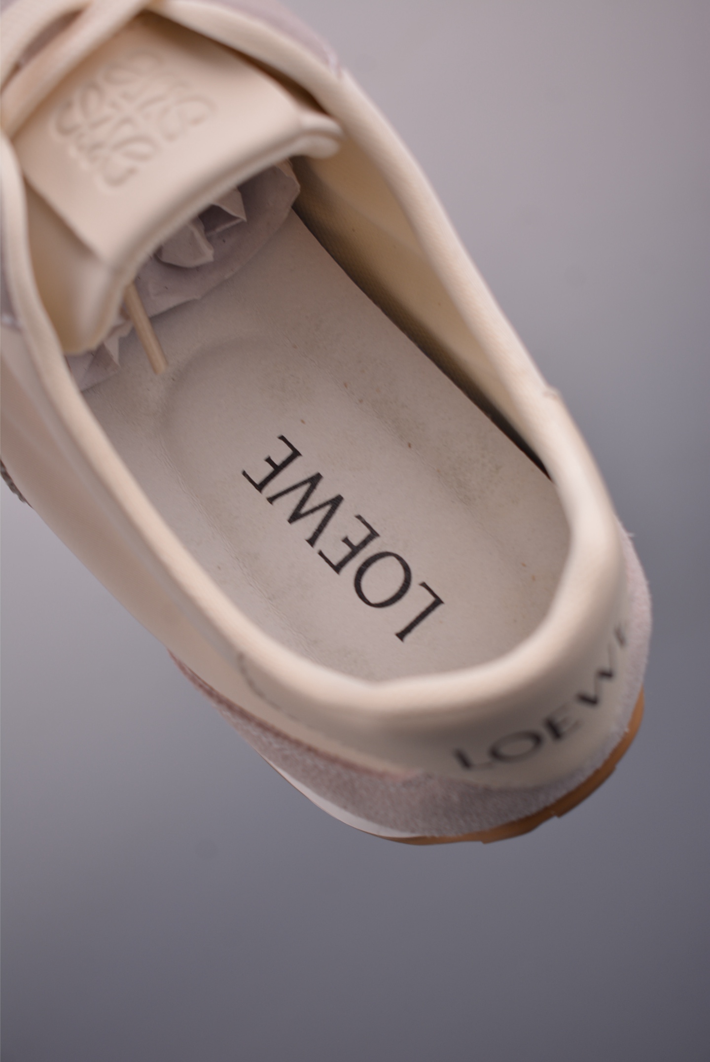 Loewe Ballet Runner Sneakers: Retro Style, Ultimate Comfort, and Lightweight Design 9 i1756681234185 7624 0 8