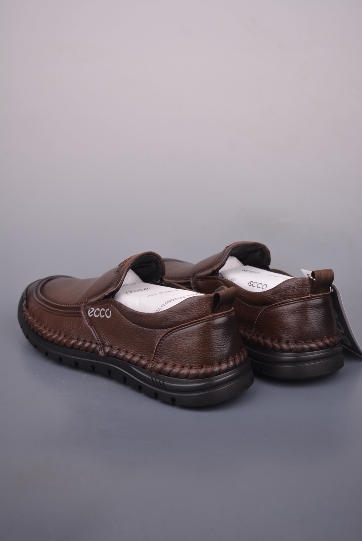 ECCO Men's Slip-On Leather Loafer Shoes - Comfortable and Stylish 2 i1756681321493 2634 0 1