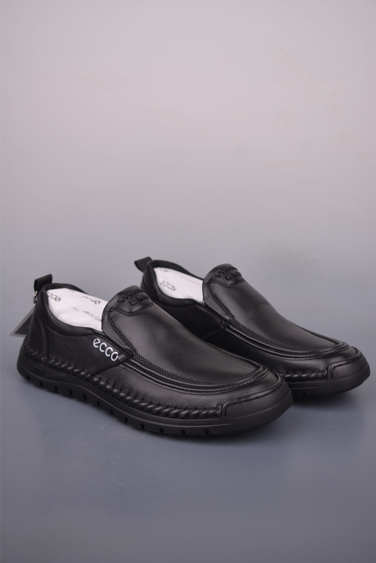 ECCO Men's Slip-On Leather Loafer Shoe - Black, Comfortable & Stylish 1 i1756681341558 8943 0 0
