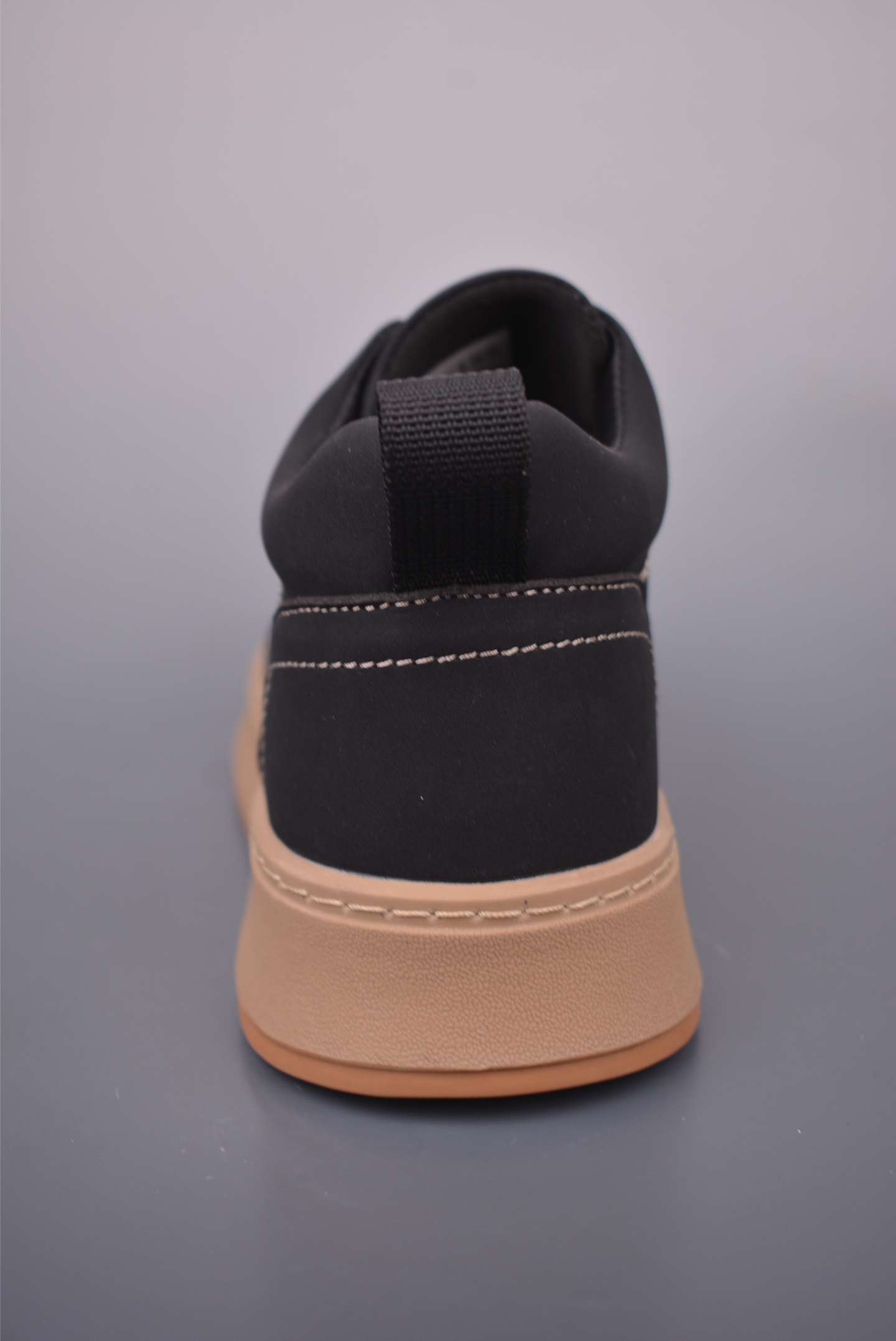 CAT Men's Casual Leather Sneakers Breathable Outdoor Anti-Slip Shoes 5 i1756681413127 2285 0 3