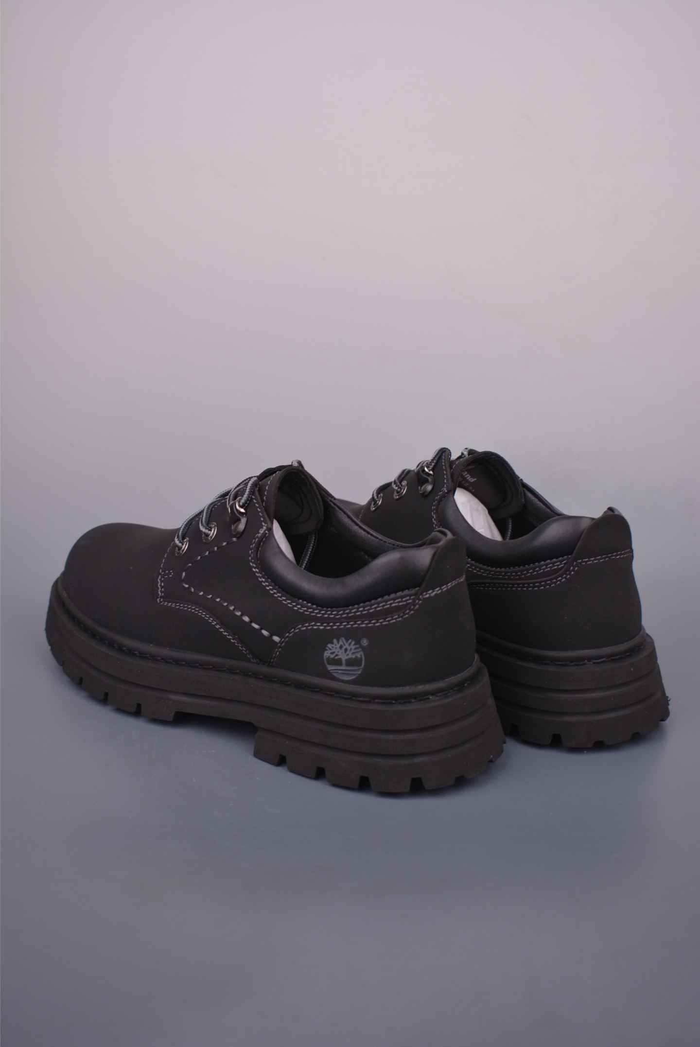 Timberland Men's Classic Low-Top Oxfords - Premium Suede, Durable, and Stylish 2 i1756681490939 3473 0 1