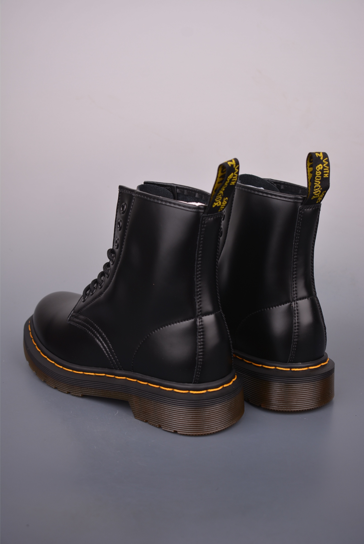 Dr. Martens 1460 Classic 8-Eye Leather Boots - Iconic Style & Durability 3 i1756681783866 6326 0 1