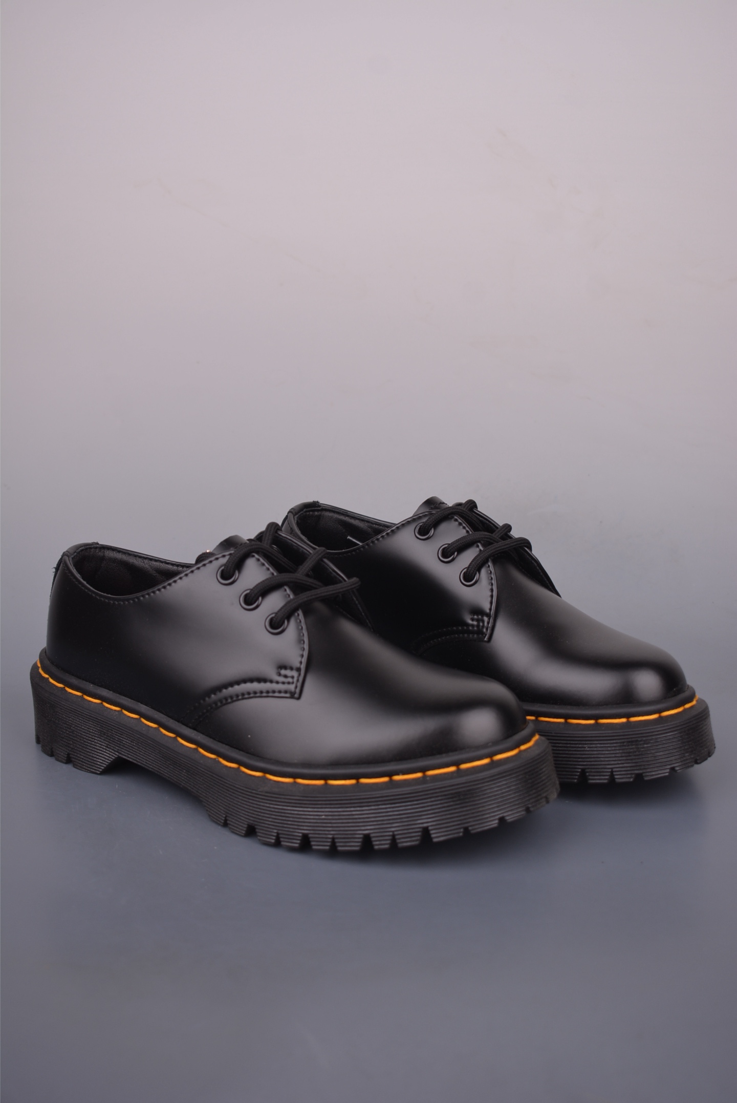 Dr. Martens 1461 Platform Oxford Shoes - Iconic Style & Durability 1 i1756681971030 8797 0 0