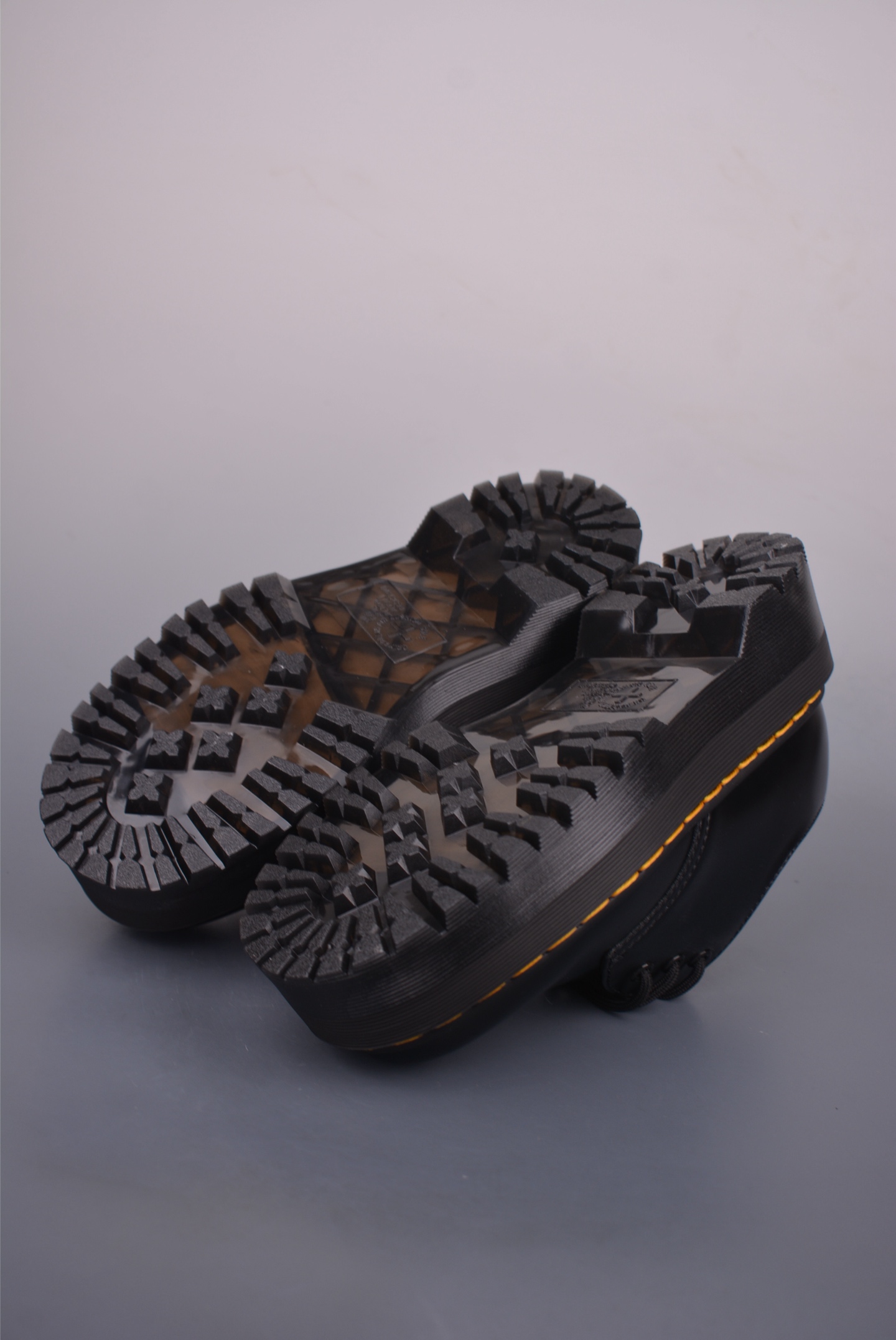 Dr. Martens 1461 Platform Oxford Shoes - Iconic Style & All-Day Comfort 3 i1756682016023 9149 0 2