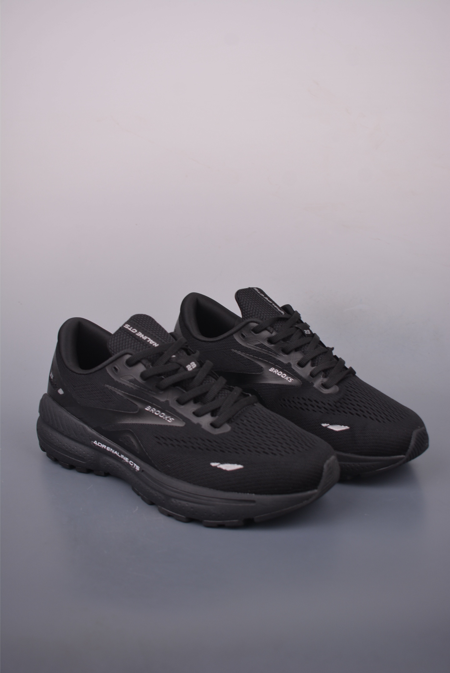 Brooks Adrenaline GTS 23: Lightweight, Breathable Running Shoes for Men and Women 2 i1756757256172 994 0 0