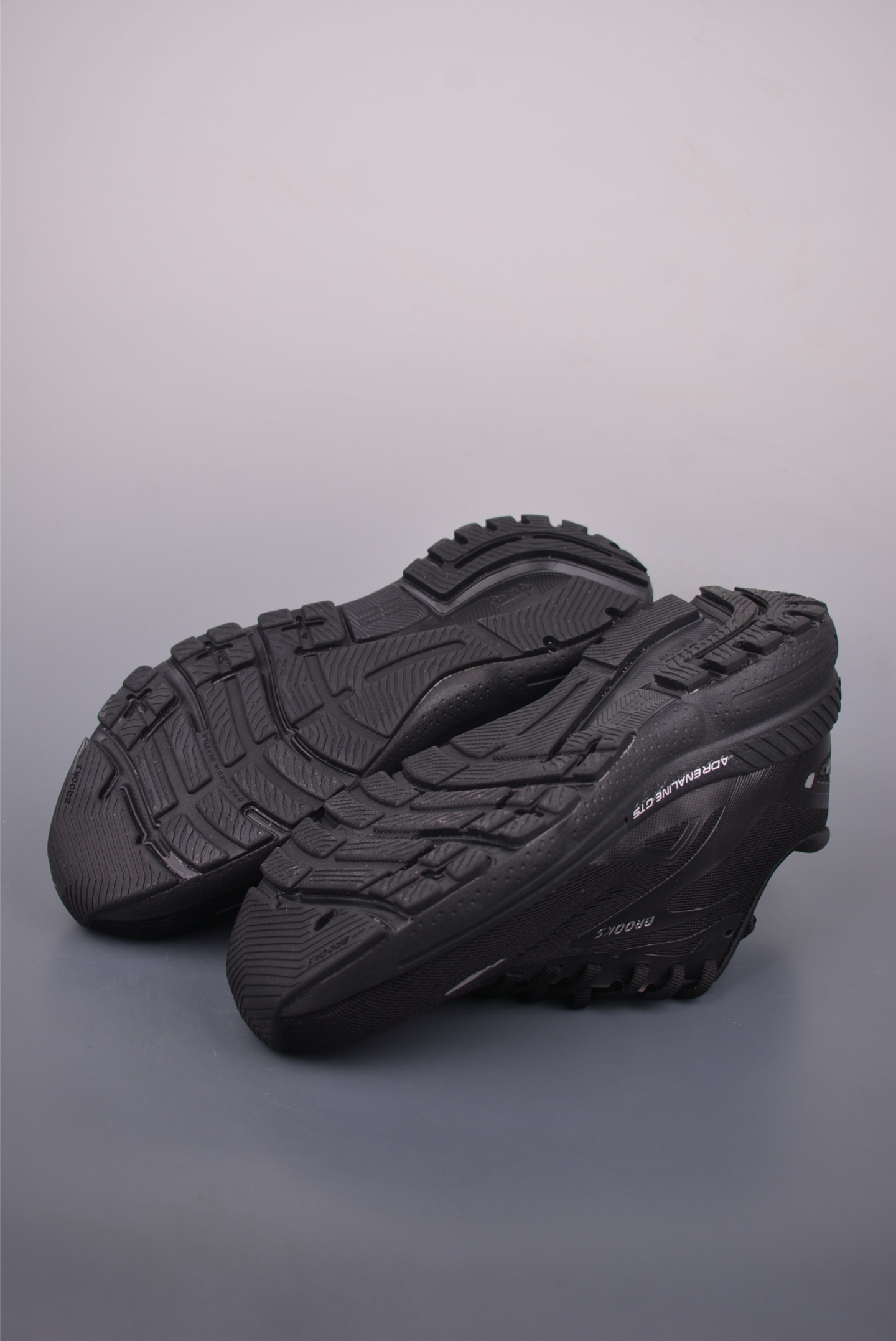Brooks Adrenaline GTS 23: Lightweight, Breathable Running Shoes for Men and Women 4 i1756757258607 8707 0 2