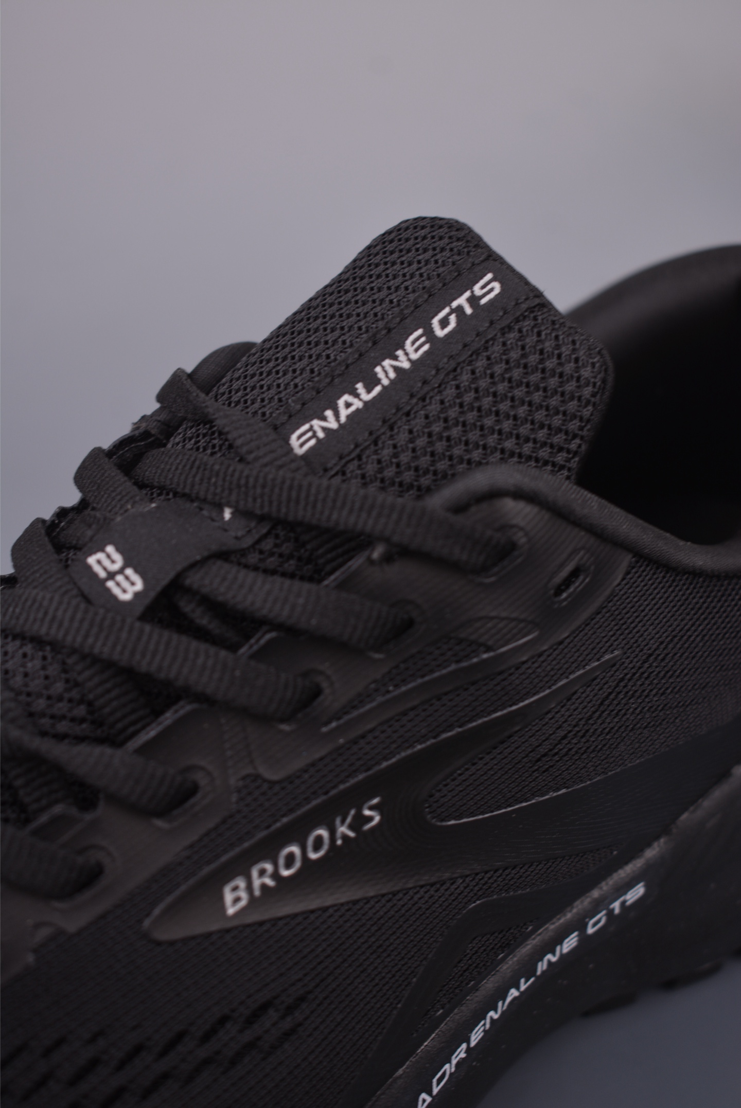 Brooks Adrenaline GTS 23: Lightweight, Breathable Running Shoes for Men and Women 8 i1756757258626 7875 0 6