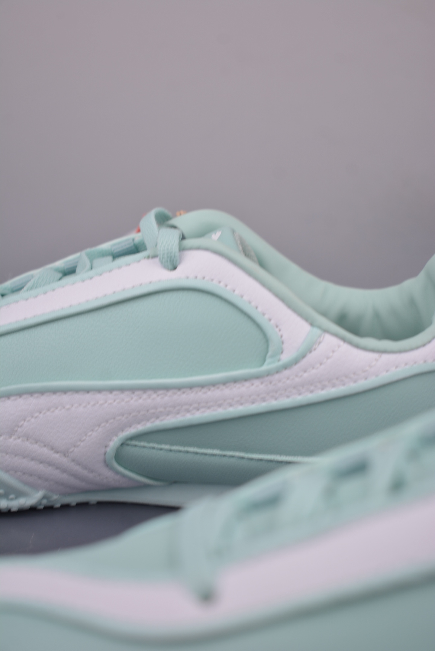 Puma Bella V2 Leather Low-Top Training Shoes - Breathable & Comfortable 9 i1756757509583 5957 0 7
