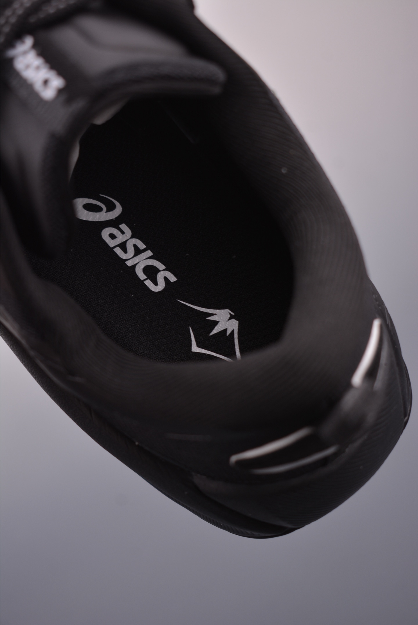 Asics Gel-Trabuco Max 4 复古亚瑟士 透气休闲鞋缓震男子耐磨跑步鞋 1011C187-001