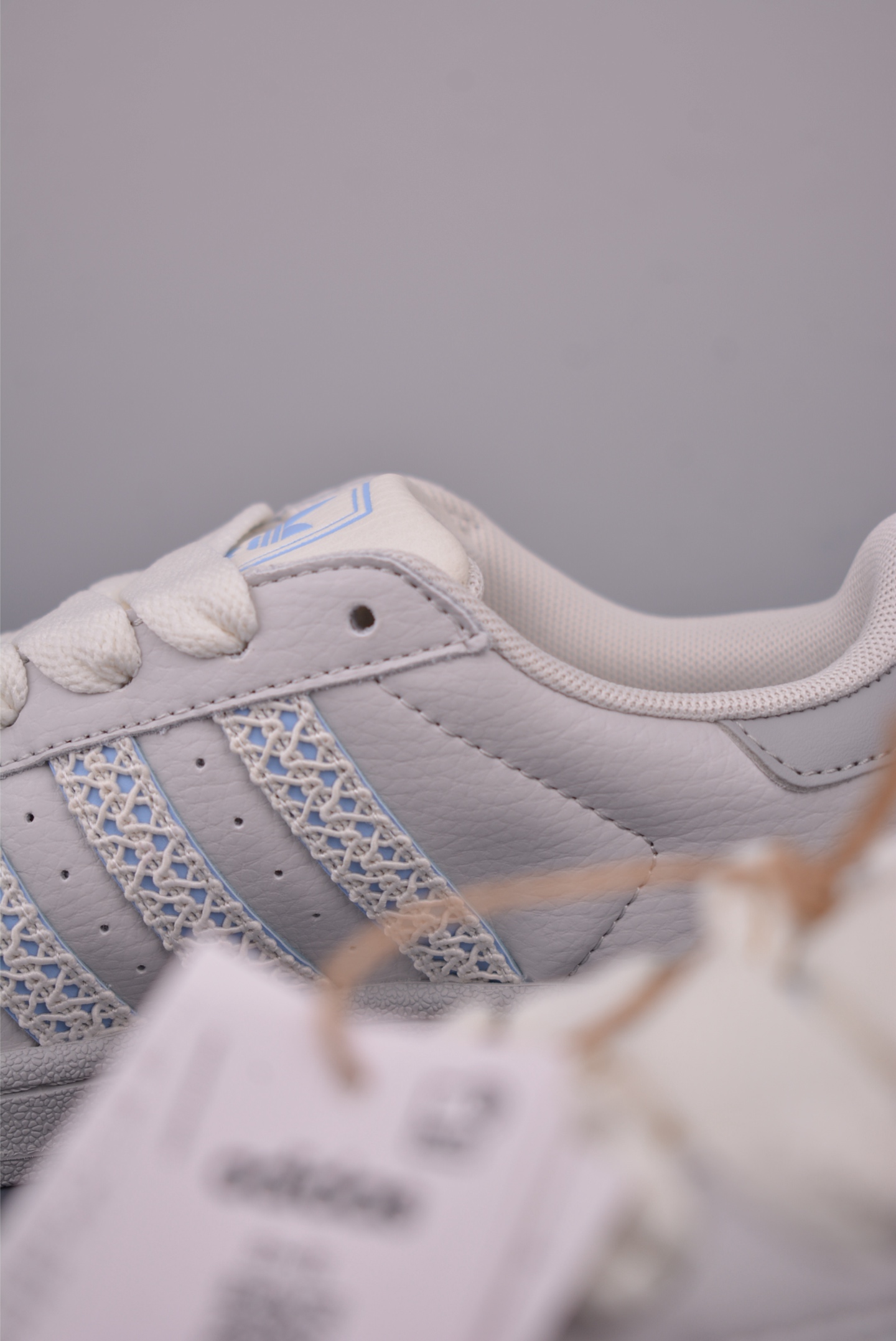 Adidas Originals Superstar 2025 - Classic White Shell Toe Sneakers 9 i1756758534883 355 0 7