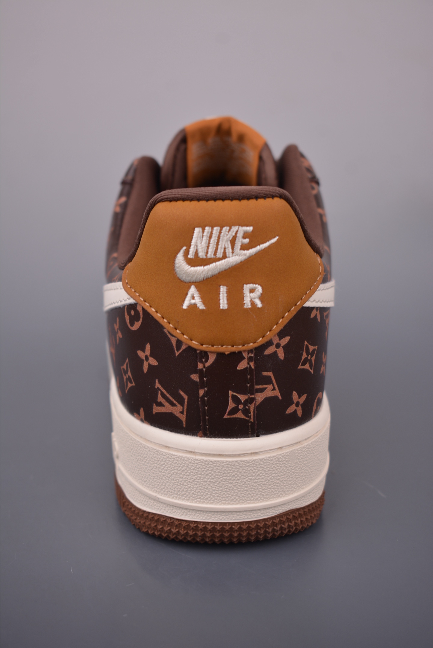Nike Air Force 1 Low Louis Vuitton: Original Design, Comfortable and Stylish 5 i1756759105517 2040 0 3