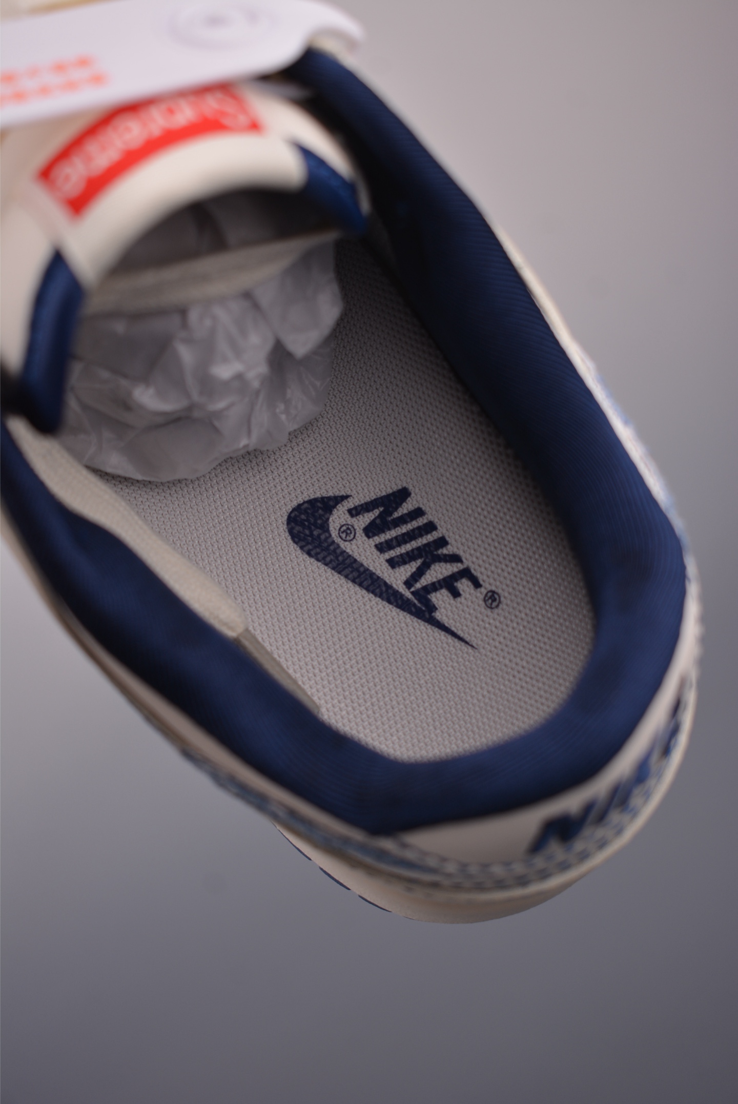 Nike SB Dunk Low Supreme Sneakers - Premium Quality, Exclusive Design 10 i1756759148144 647 0 8