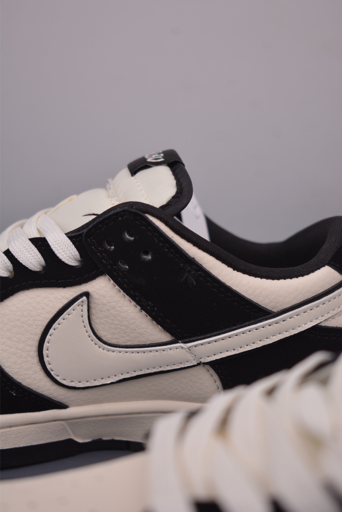 Nike SB Dunk Low Labubu: Premium Crafted Sneakers for Ultimate Style and Comfort 8 i1756759185559 7646 0 7