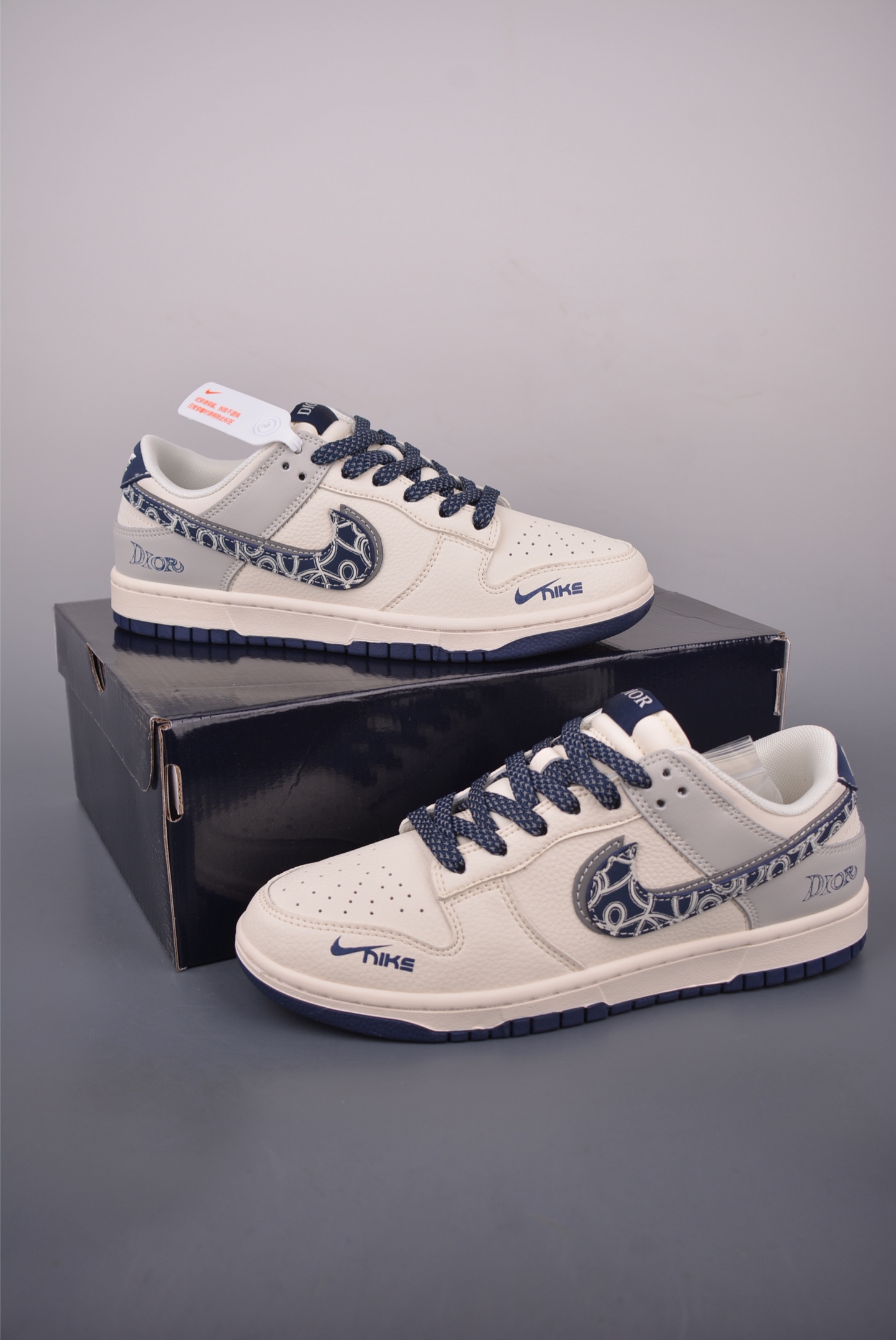 Nike SB Dunk Low Dior Collaboration Sneakers - Premium Quality & Style 5 i1756759271157 3304 0 4